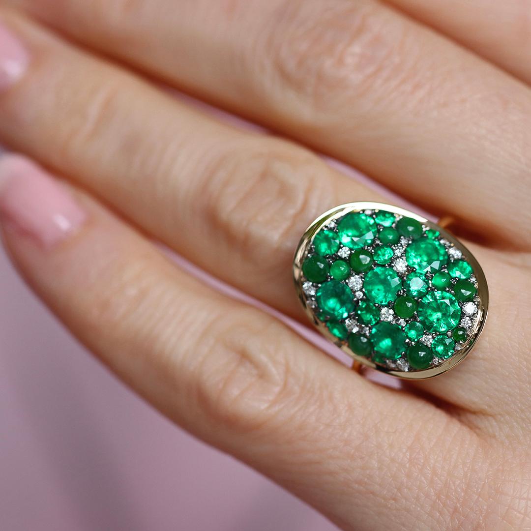 Kolumbianischer Smaragd Typ A Jadeit Diamant Pave-Ring 6