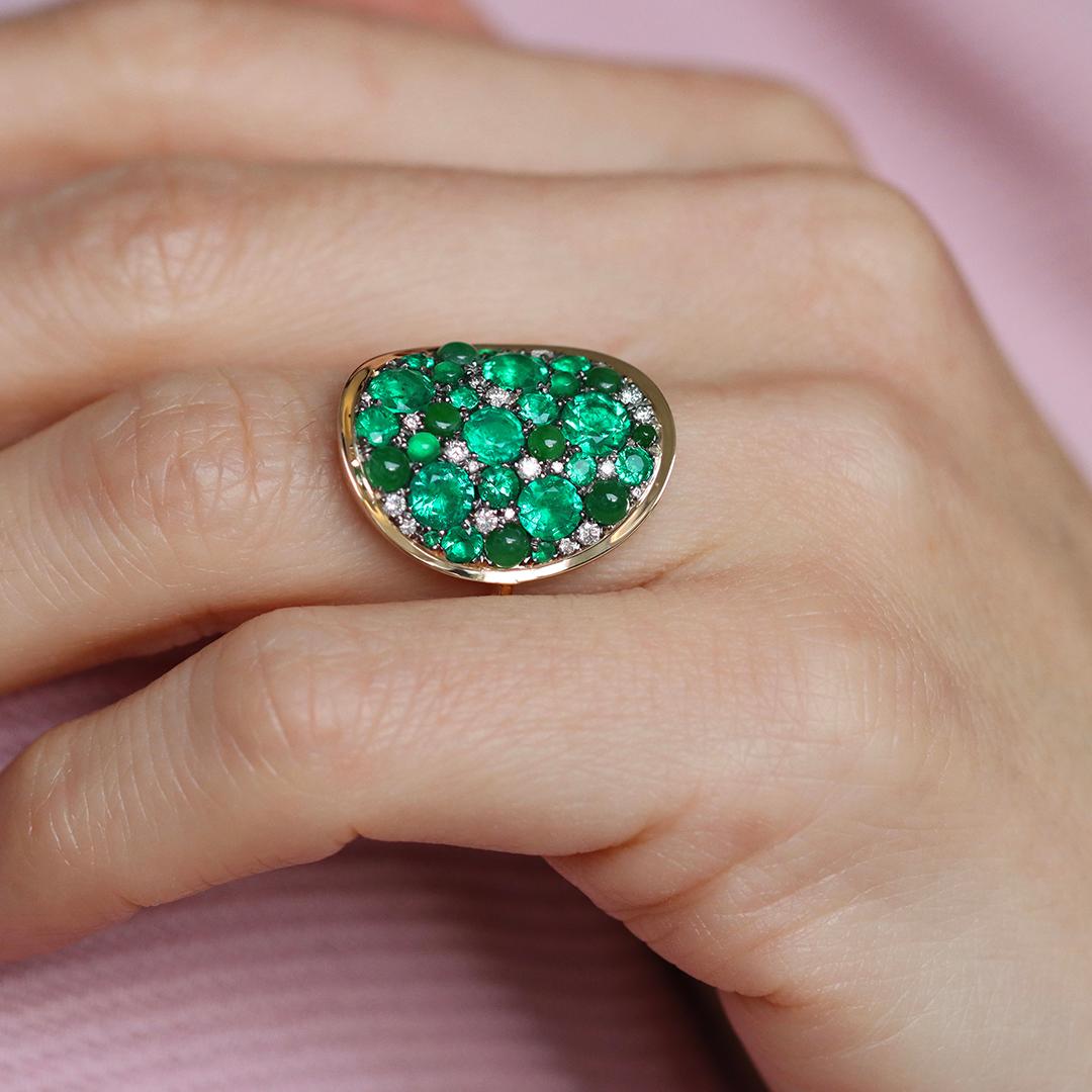 Kolumbianischer Smaragd Typ A Jadeit Diamant Pave-Ring 10