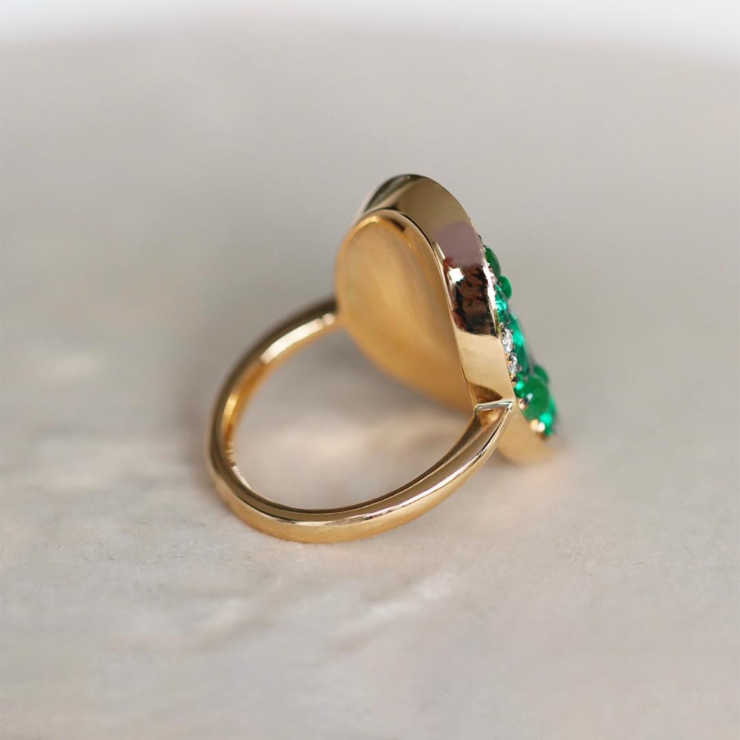 Kolumbianischer Smaragd Typ A Jadeit Diamant Pave-Ring 2