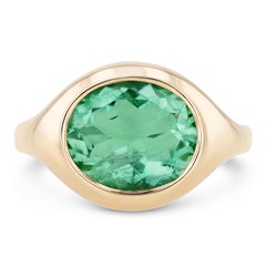 Kolumbianischer Smaragdring aus Gelbgold