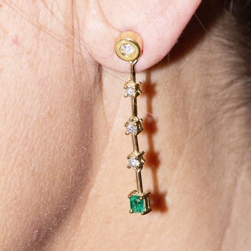 Colombian Gold and Emeralds Earrings For Sale 1