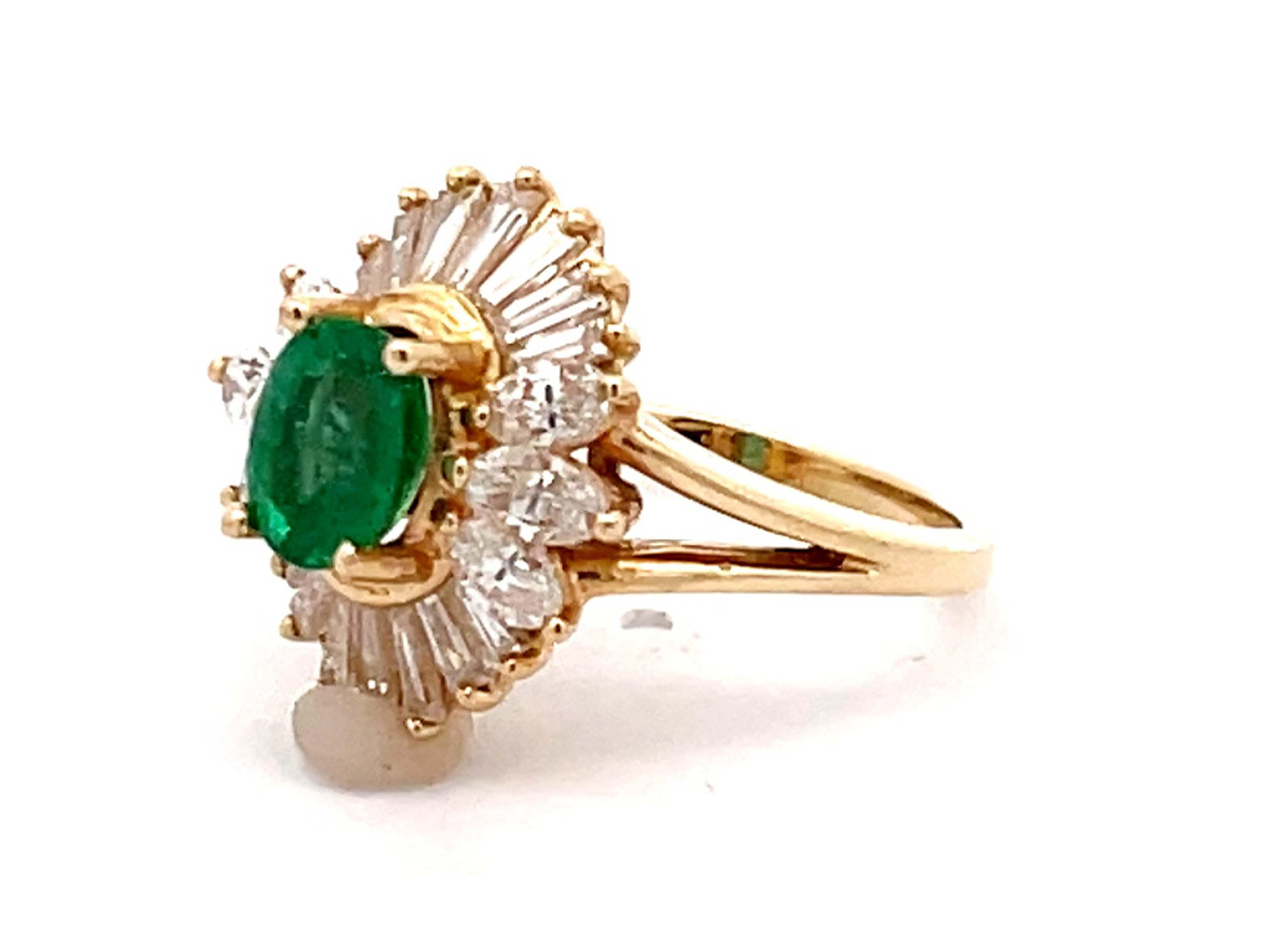 Oval Cut Colombian Green Emerald Ballerina Diamond Ring in 14k Yellow Gold