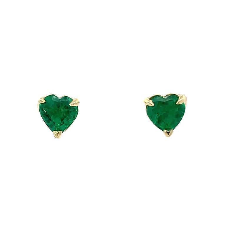 Women's  Colombian Green Emerald Heart Shape 1.44 CT in 18K Yellow Studs Earring For Sale