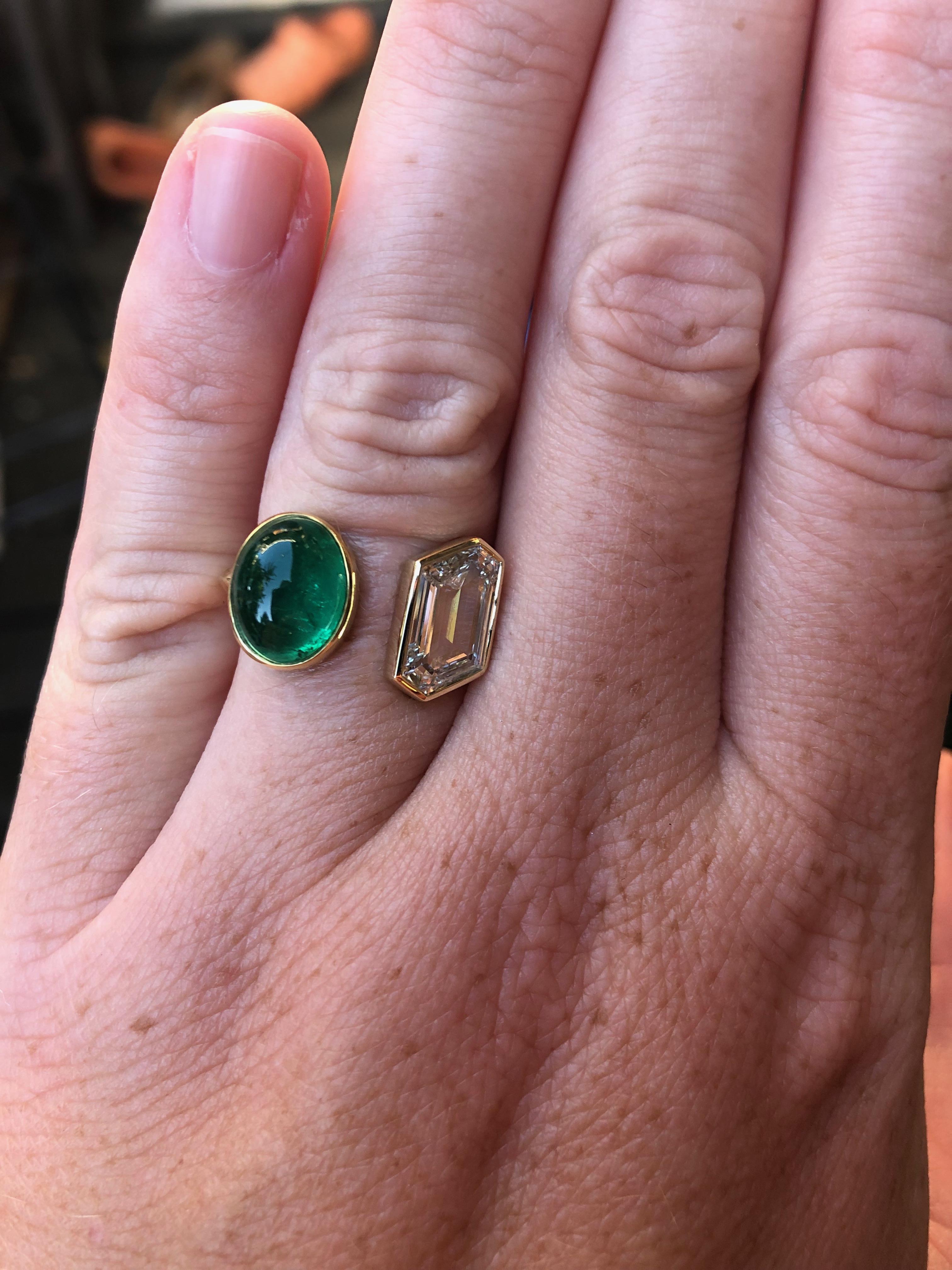 Colombian Muzo Emerald and GIA Fancy Cut Diamond Engagement Ring In New Condition In Berkeley, CA