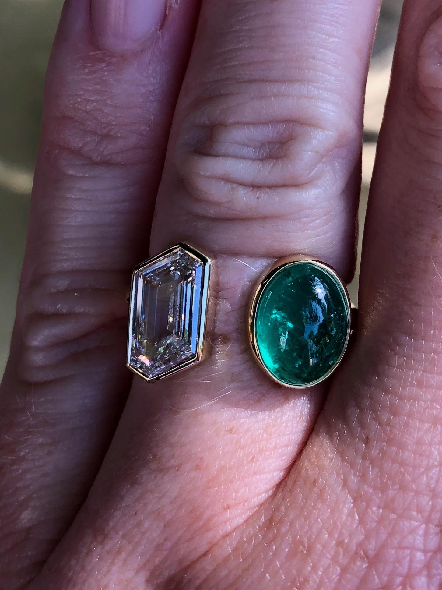 Women's or Men's Colombian Muzo Emerald and GIA Fancy Cut Diamond Engagement Ring