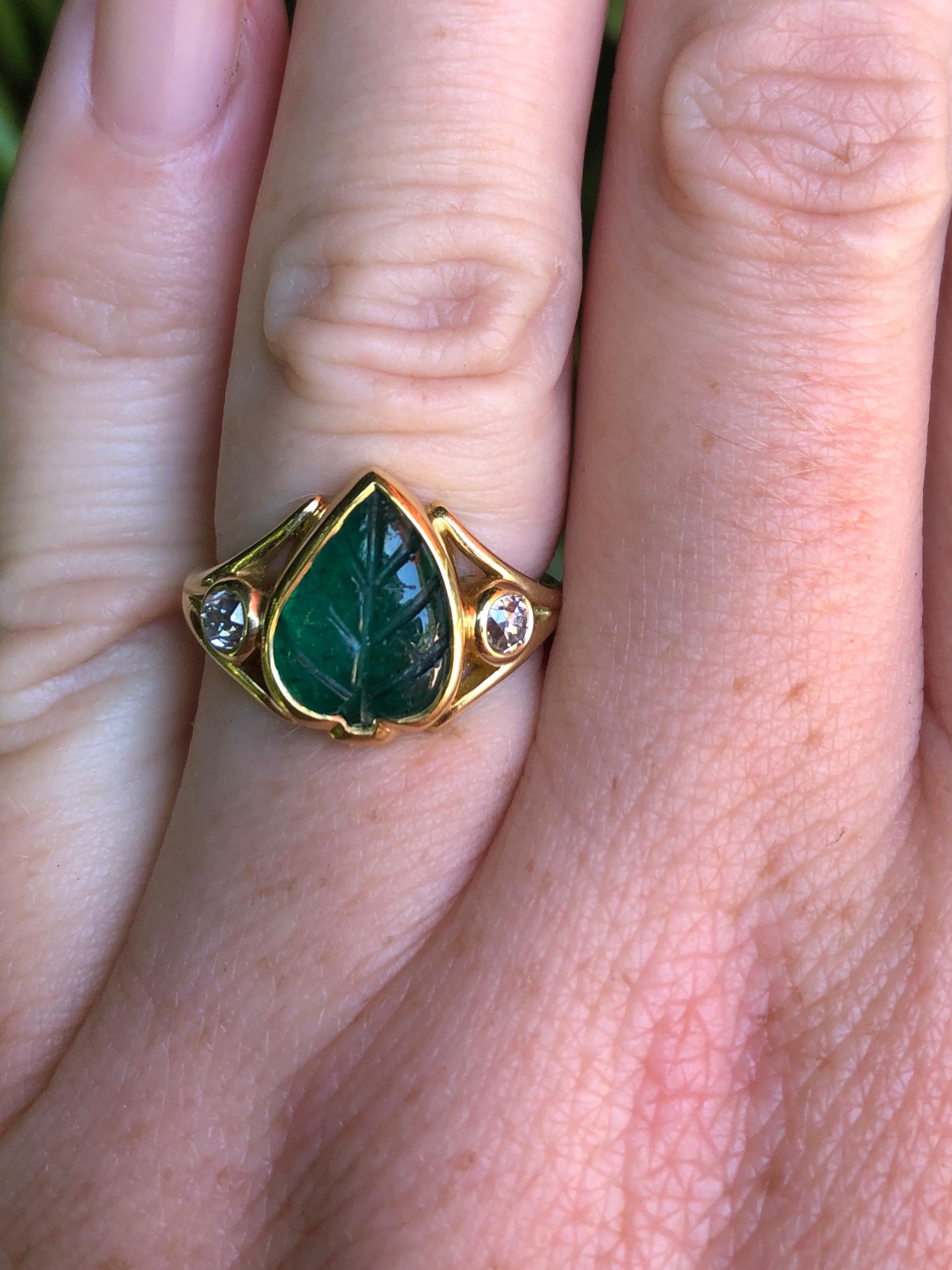 emerald leaf ring