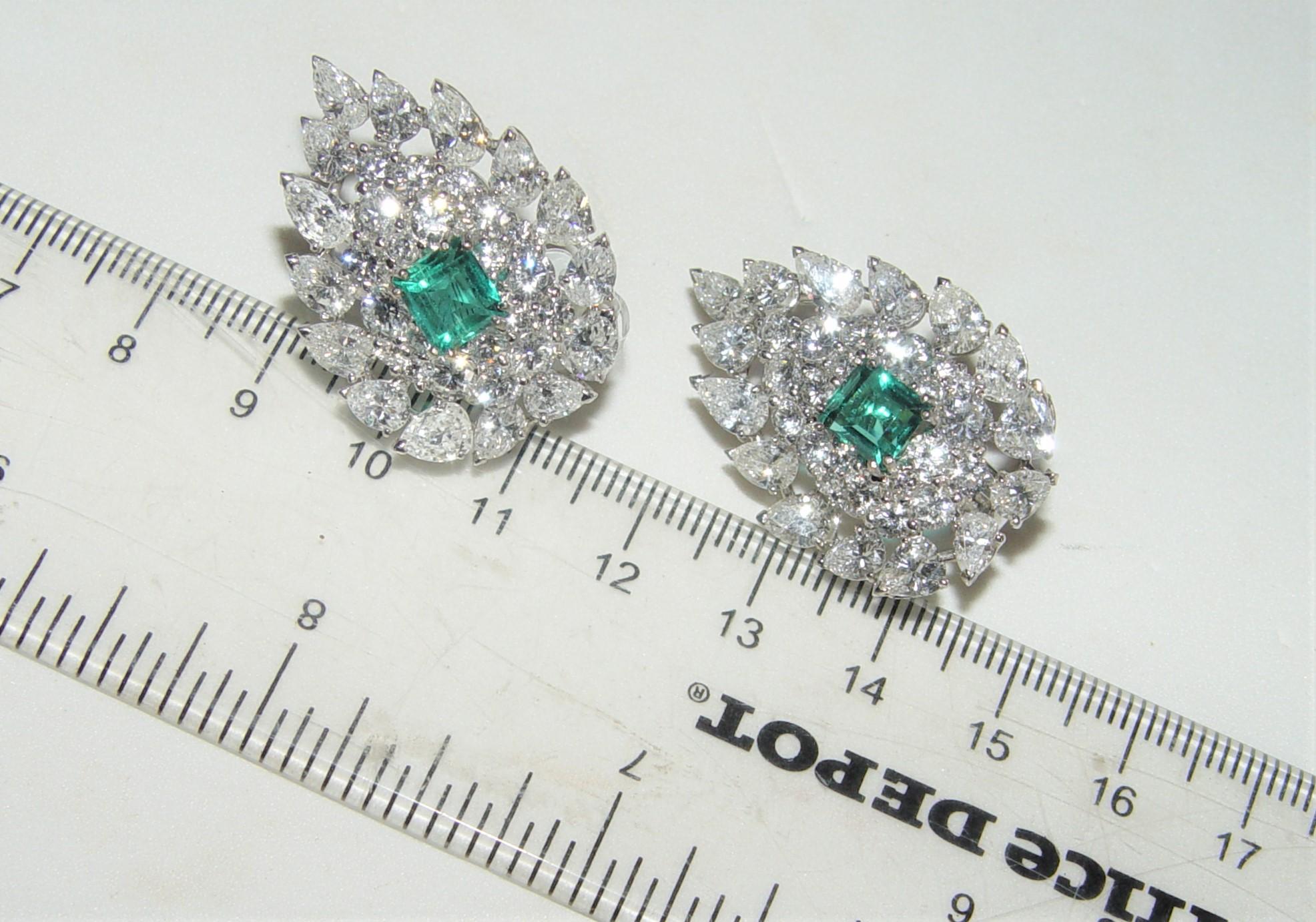 Colombian NONE-CLARITY ENHANCED Emerald & Diamond Earrings AGL certificate For Sale 4