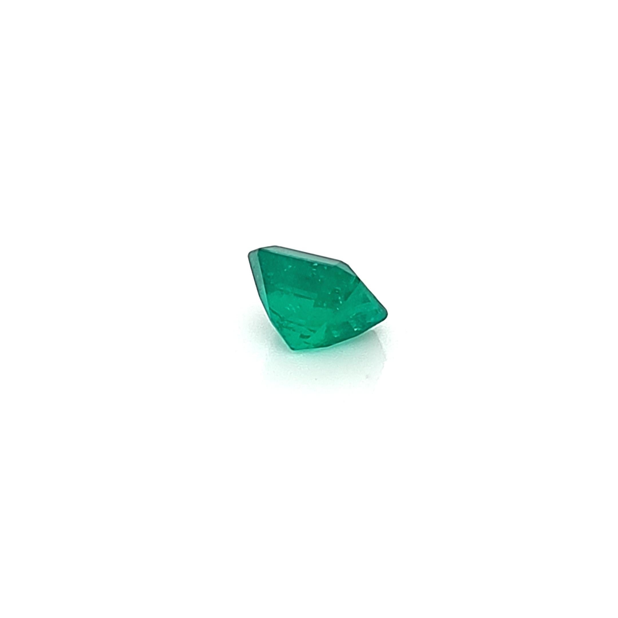 Octagon Cut Colombian Octagonal Step Cut Emerald 1.55 TCW GIA Certificate For Sale