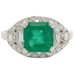 Colombian Step Cut Emerald Baguette Diamonds Platinum Art Deco Engagement Ring