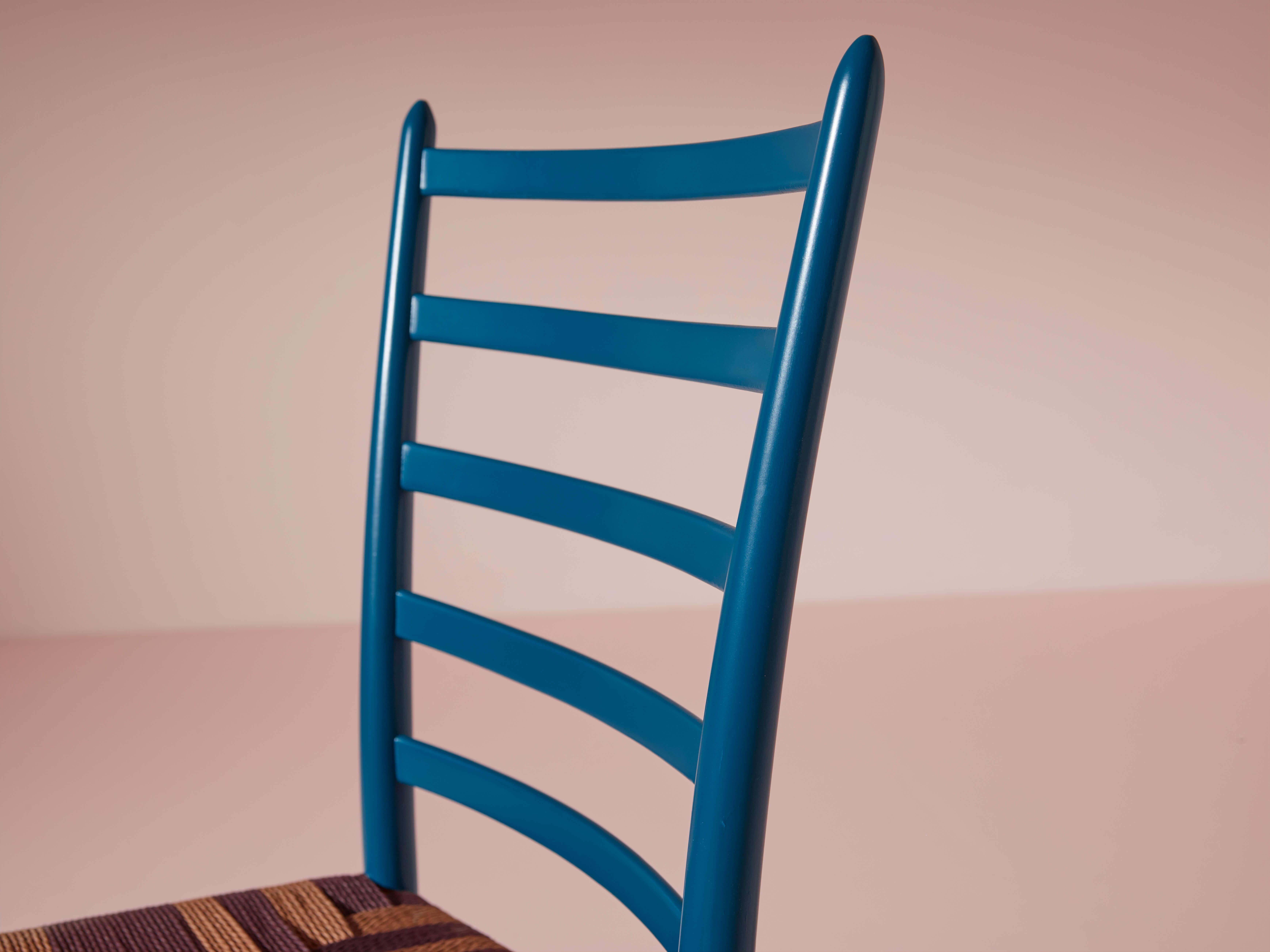Ensemble de huit chaises « Cinque Stecche » de Colombo Sanguineti, Chiavari, Italie, années 1940 en vente 5