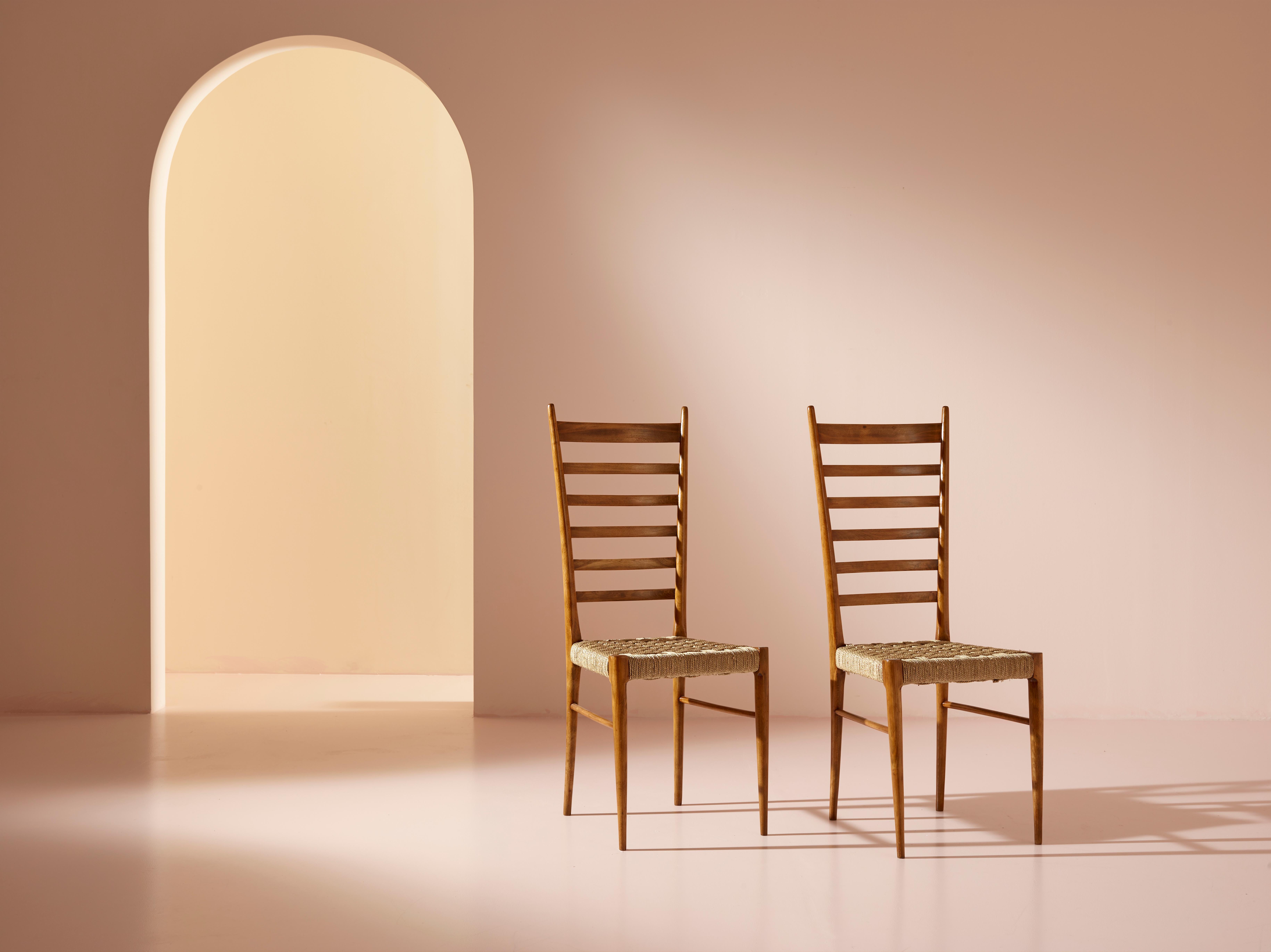Colombo Sanguineti set of two ''Sei Stecche'' chairs, Chiavari, Italy, 1950s For Sale 1