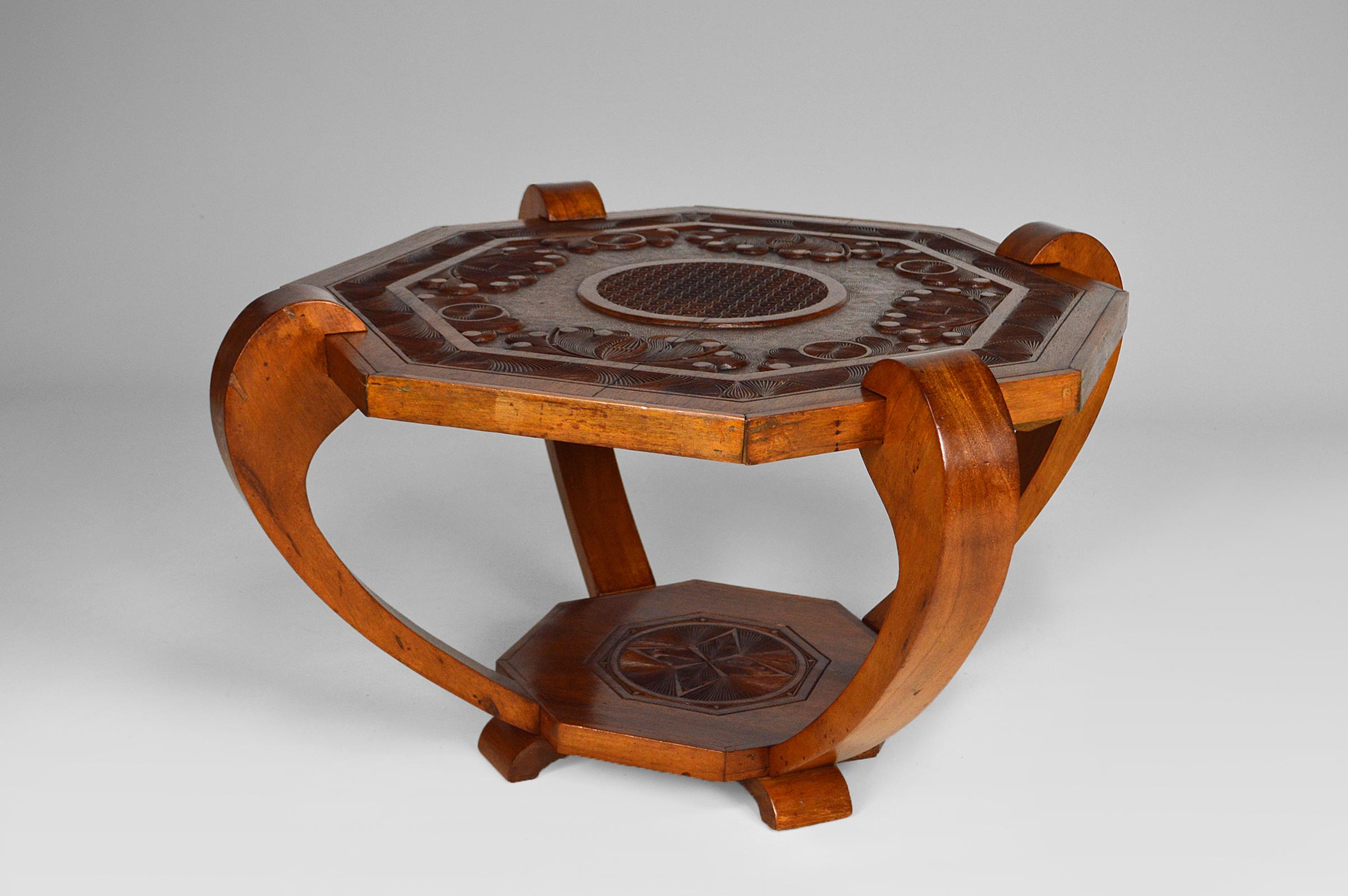 Wood Colonial Art Deco Carved Coffee Table, circa 1930 For Sale