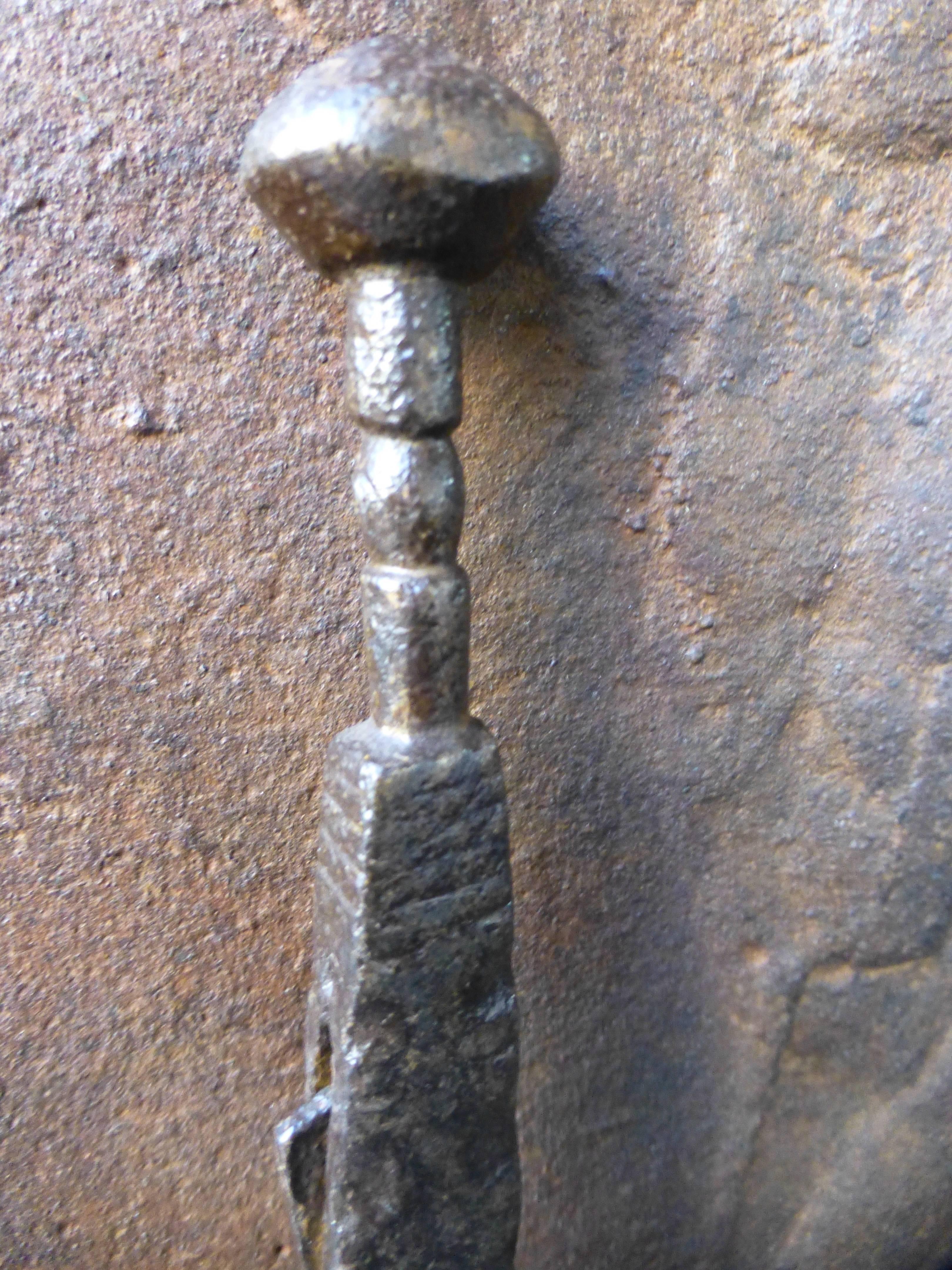 Colonial Forged Fireplace Tongs, 18th Century In Good Condition In Amerongen, NL