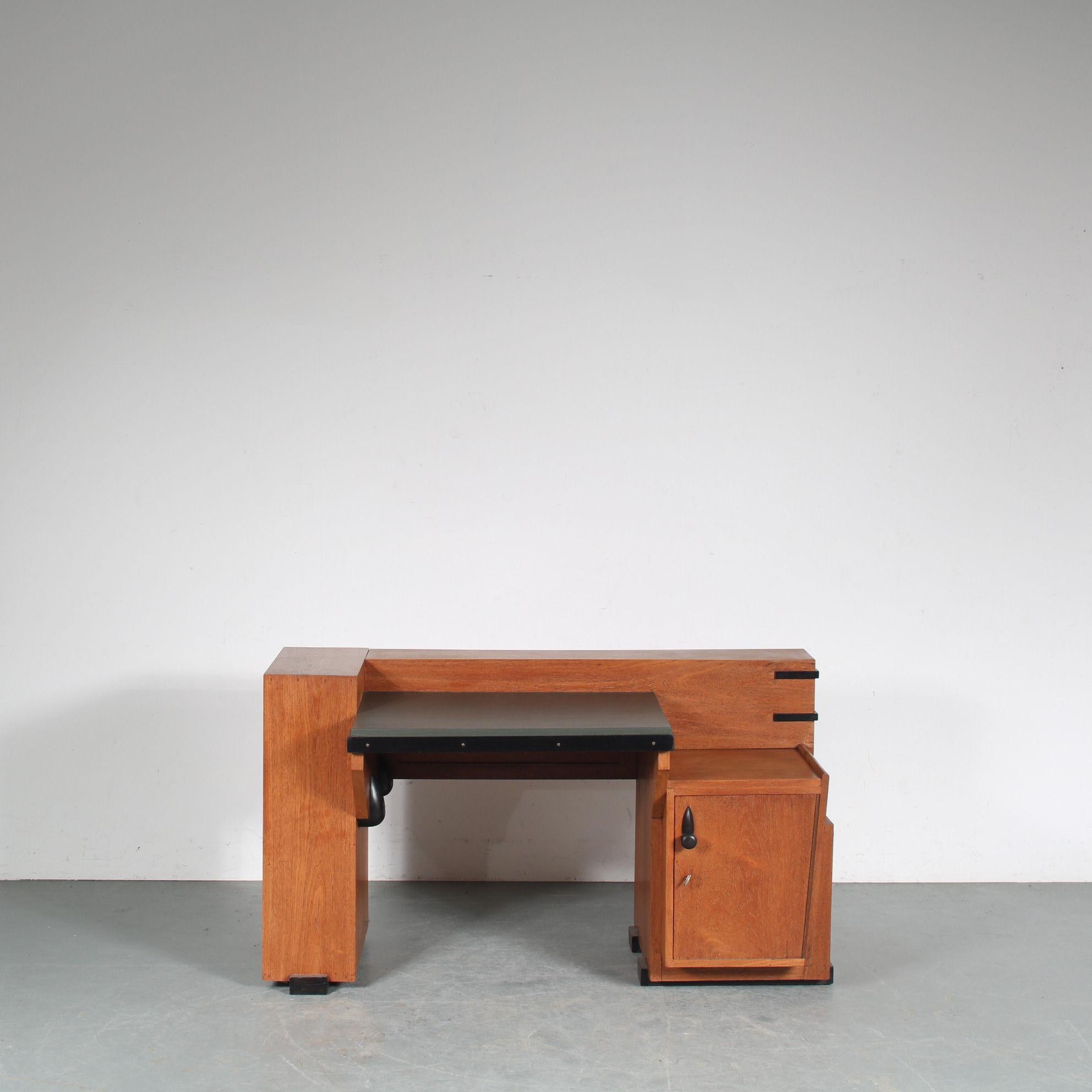 Colonial Haagse School Desk with Stool, Indonesia, 1930 2