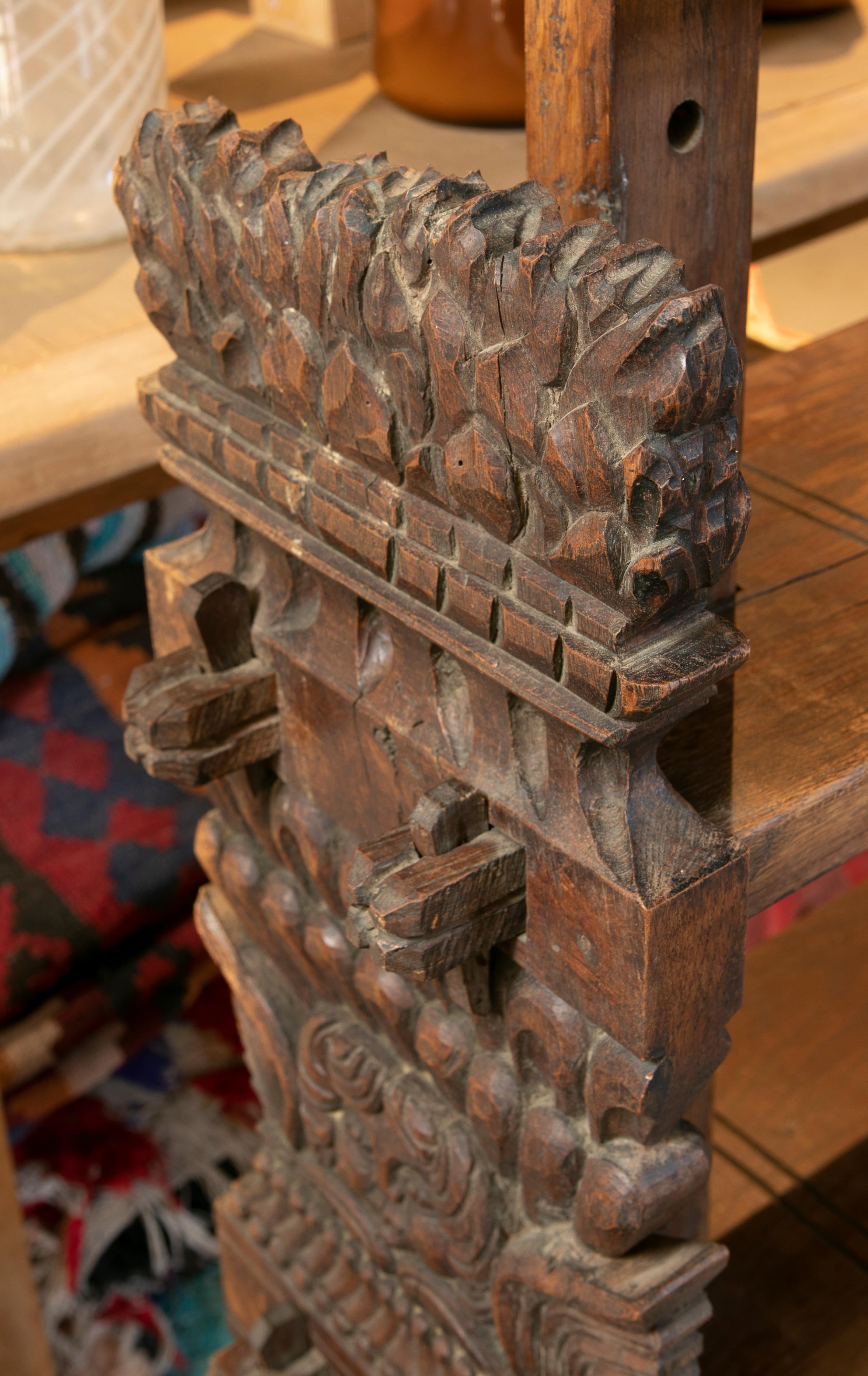 20th Century Colonial Hand-Carved Wooden Bookrest From Central America and with Carved Angels