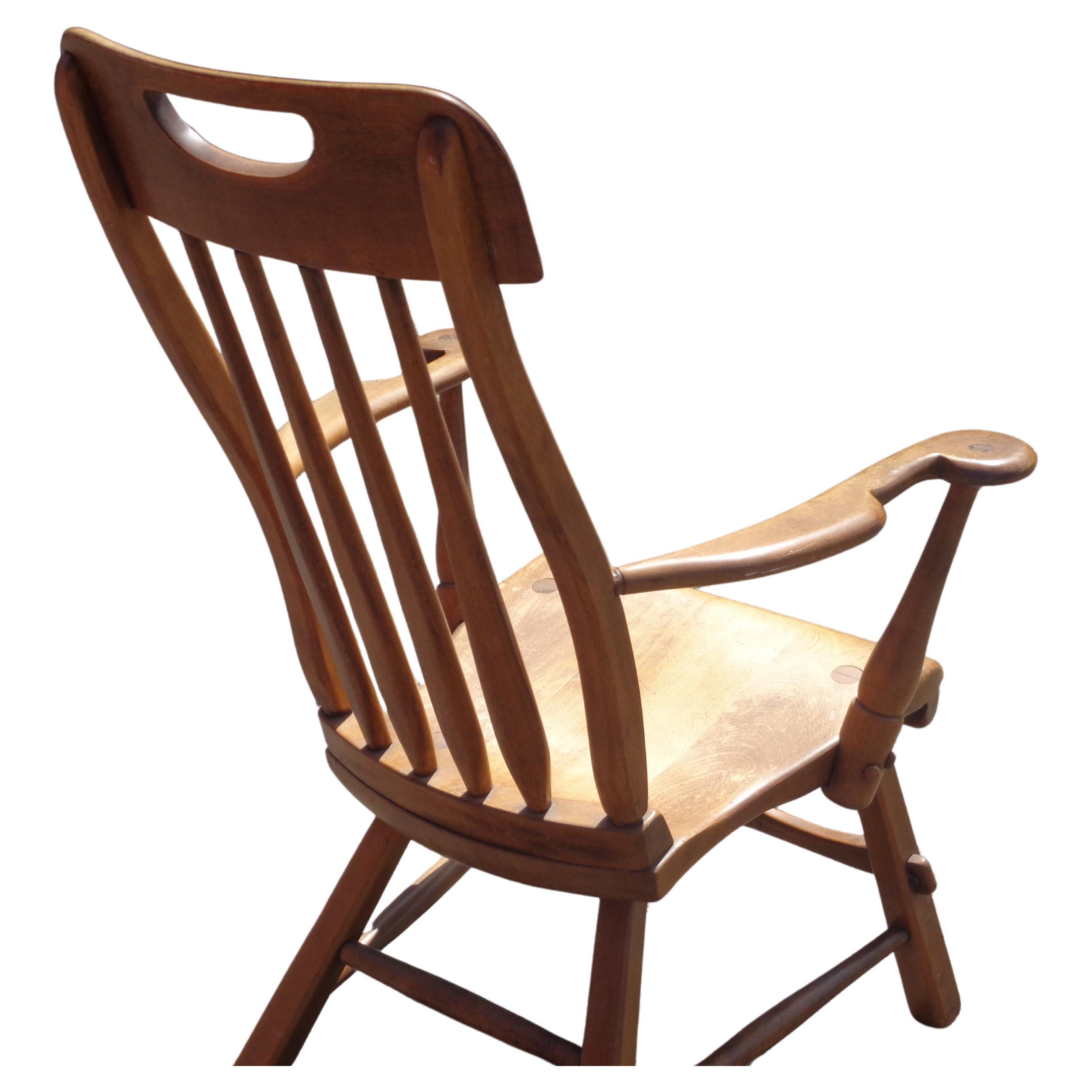 Fauteuil à haut dossier Herman de Vries, Sikes Furniture, années 1930 en vente 4