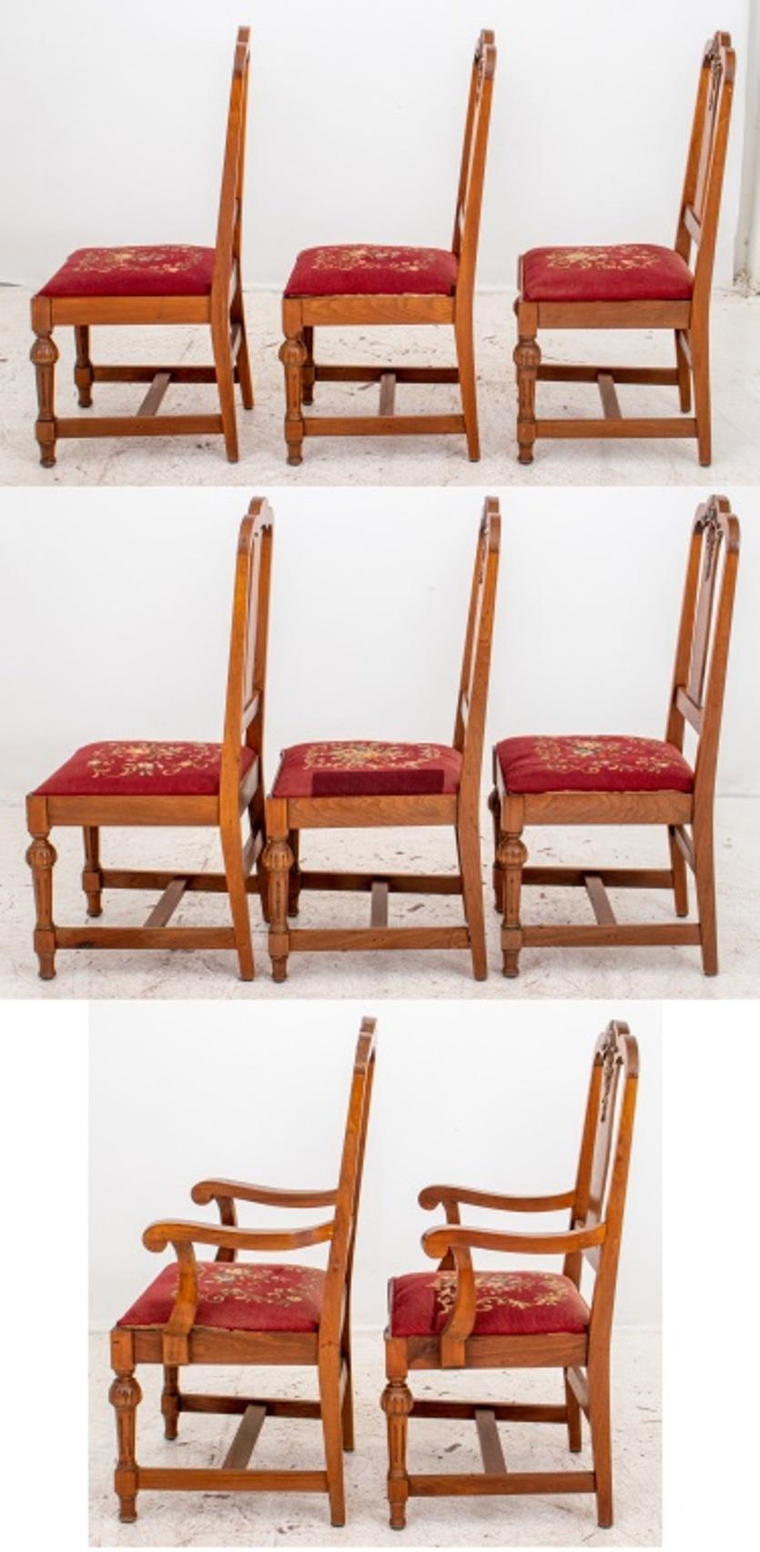Chaises de salle à manger néo-colonial, lot de 8 Bon état - En vente à New York, NY