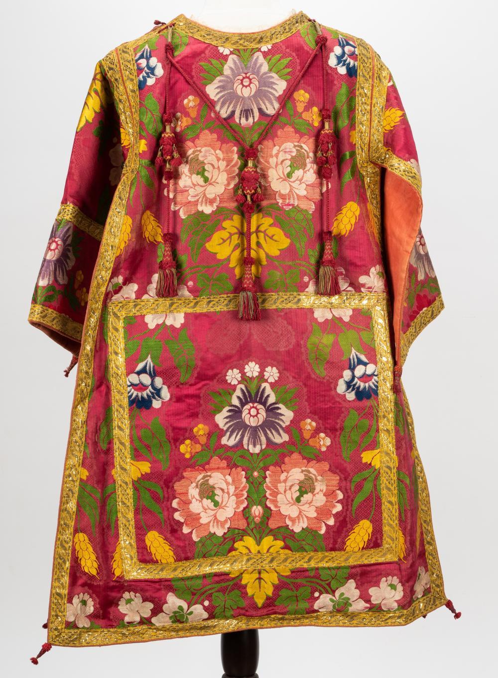 Robe dalmatique religieuse en soie coloniale espagnole Chasuble de Coloni, Textile, fait à la main en soie.