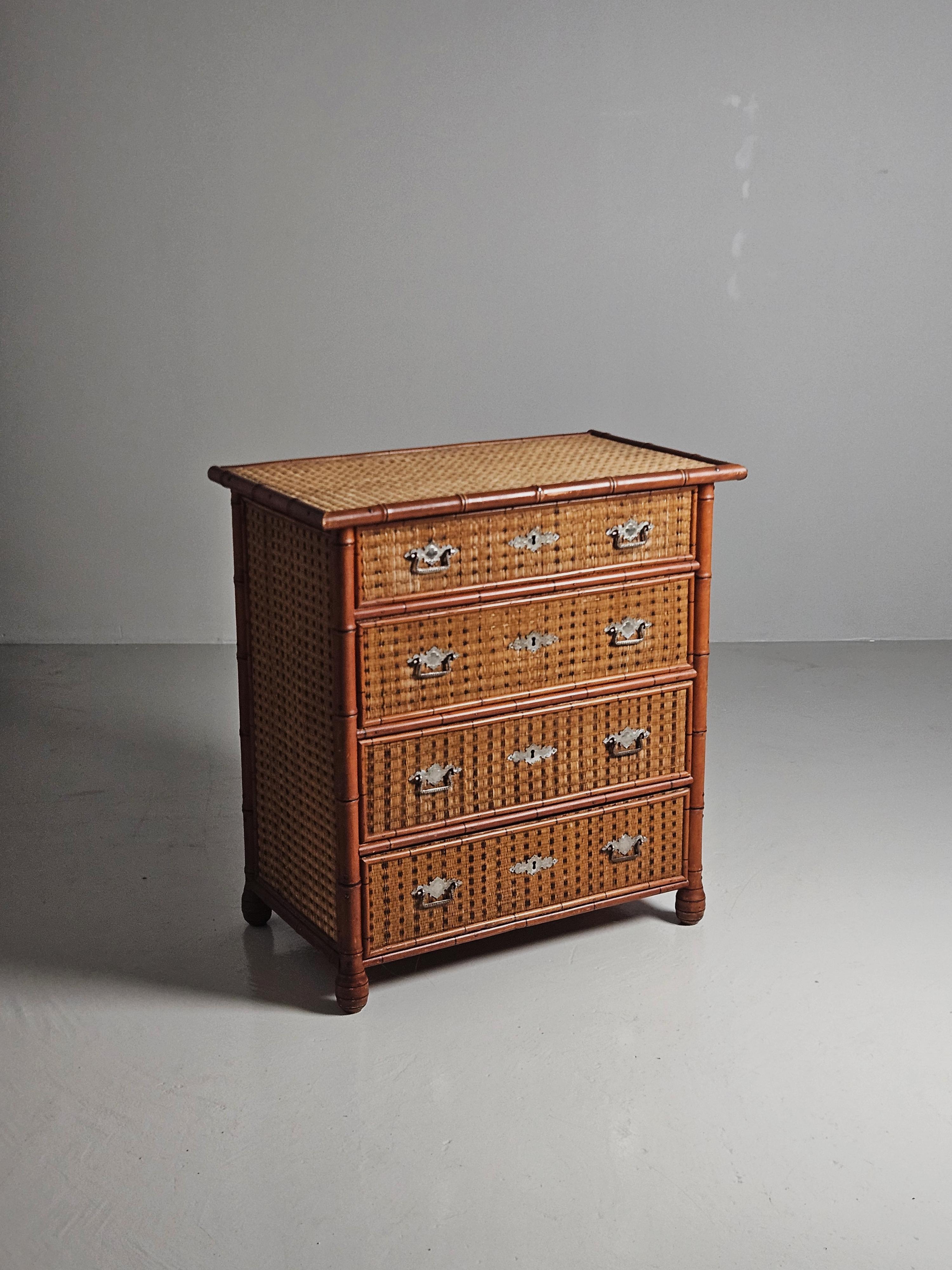 Kommode im Kolonialstil Modell 500 von Bodafors, Schweden, 1890er Jahre (Skandinavische Moderne) im Angebot