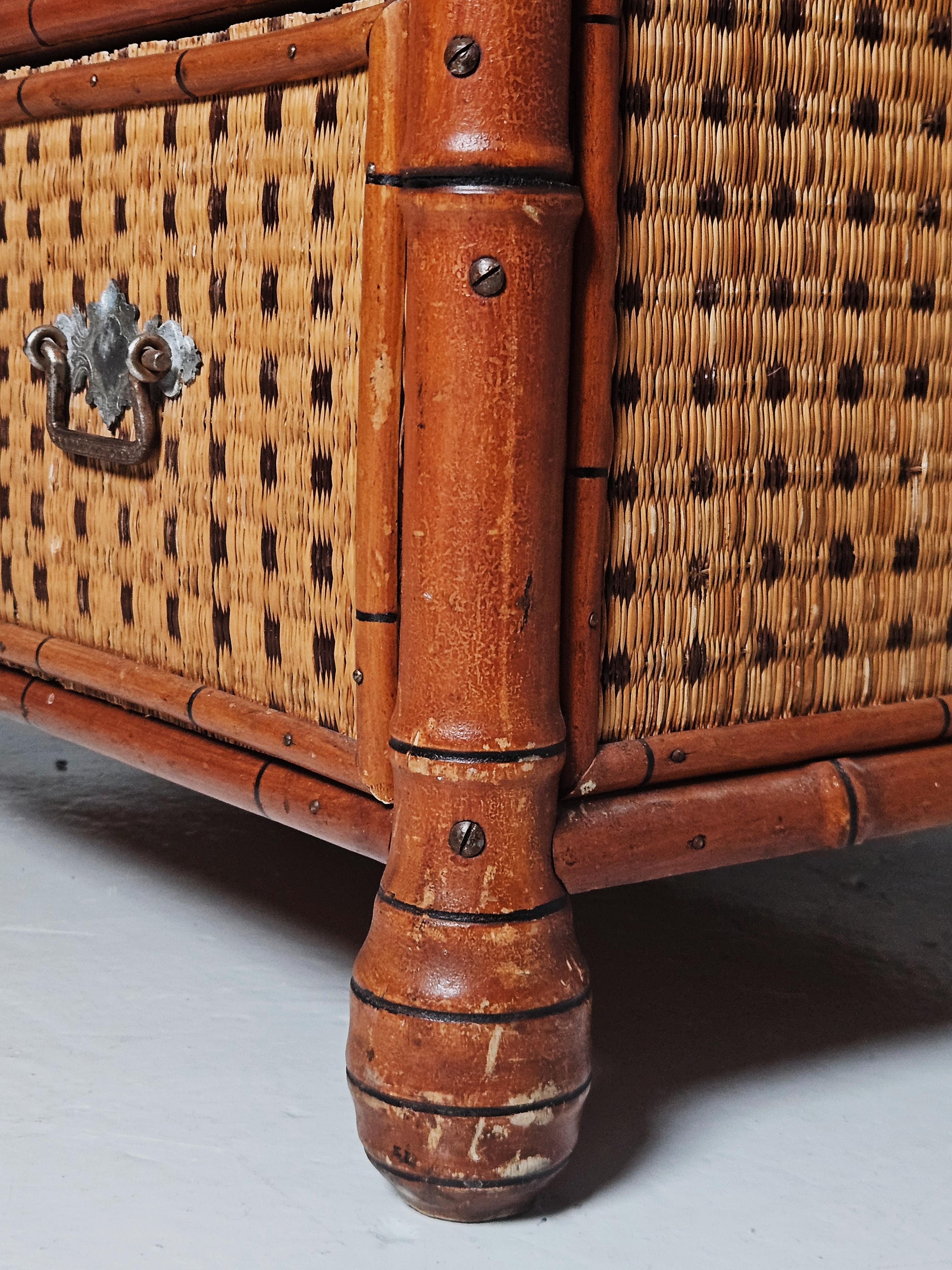 Kommode im Kolonialstil Modell 500 von Bodafors, Schweden, 1890er Jahre (19. Jahrhundert) im Angebot