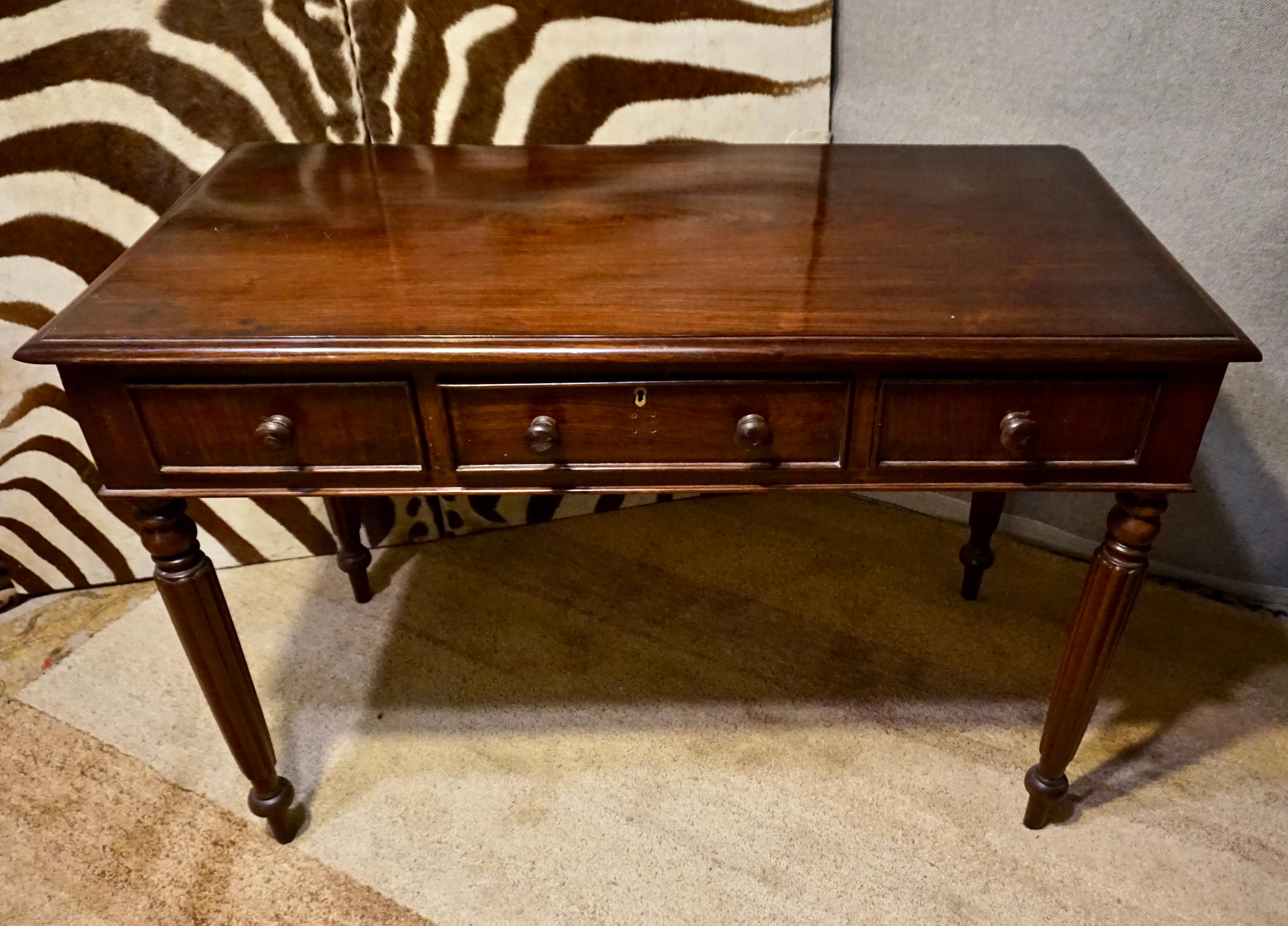 British Colonial Colonial Victorian Solid Rosewood Hand Carved Writing Desk