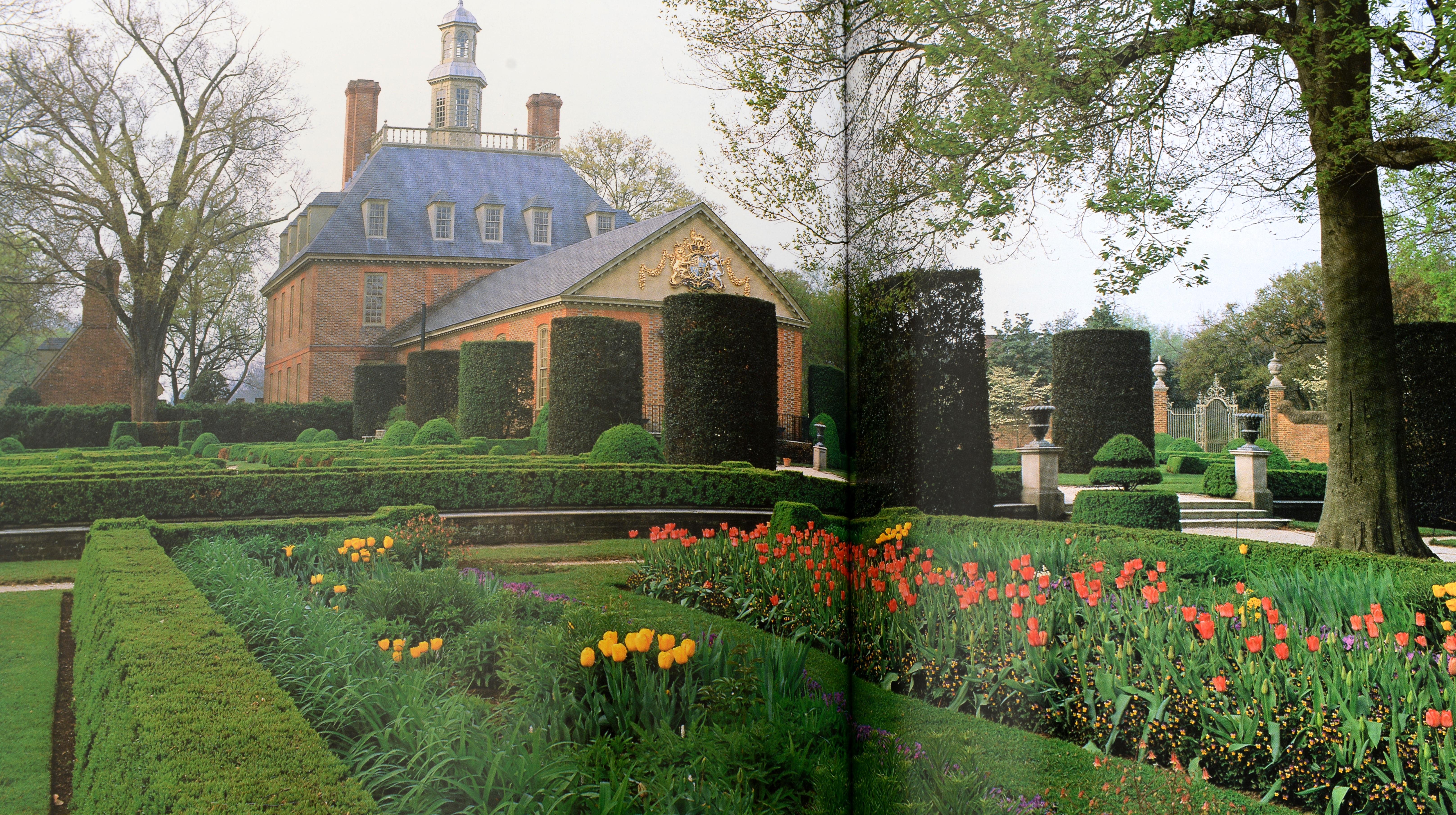 Colonial Williamsburg de Phillip Kopper, première édition en vente 7
