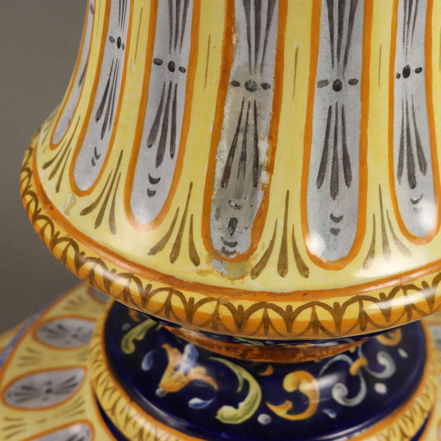 Neo-Renaissance Maiolica Column with Vase Italy Last Quarter 19th century For Sale 5
