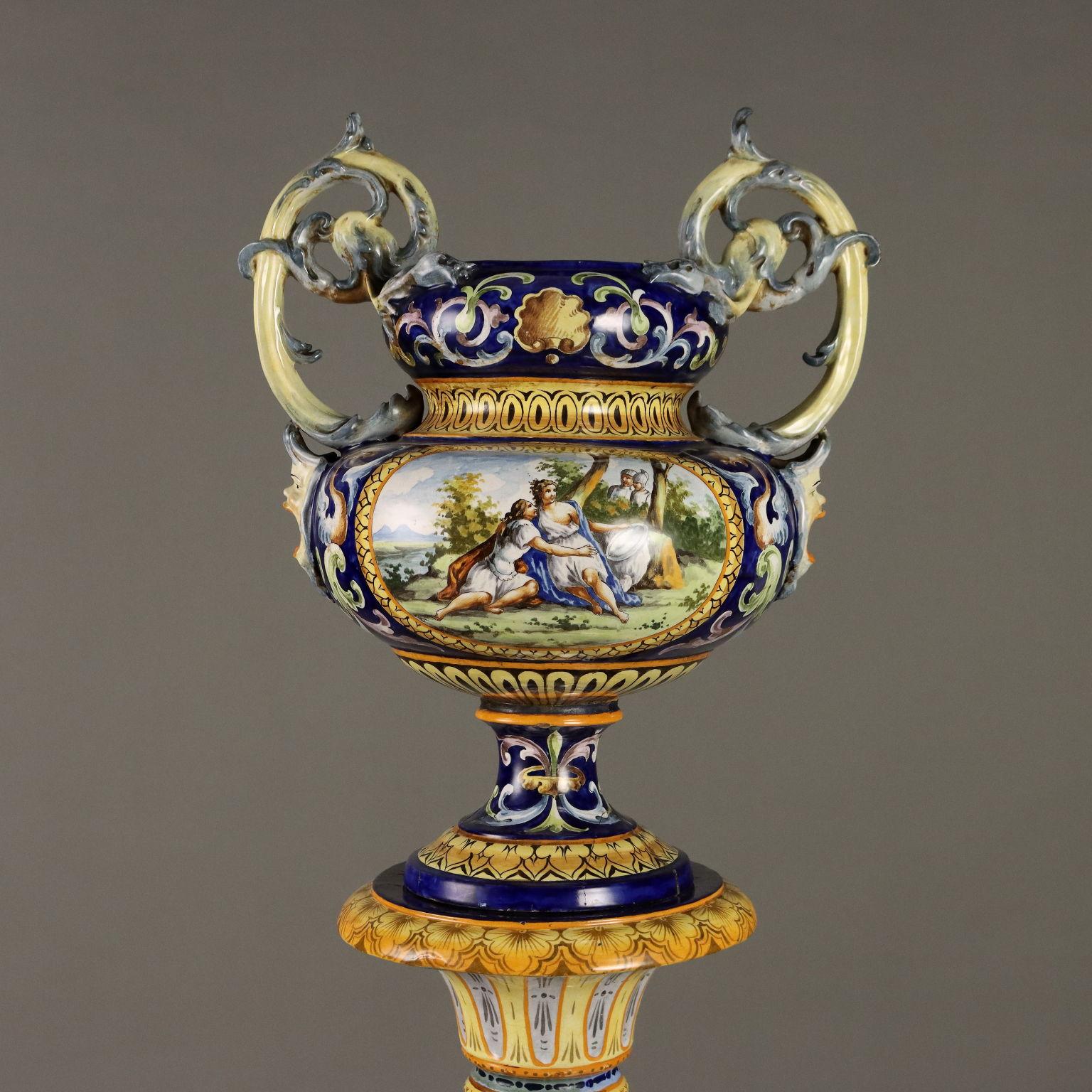 Italian Neo-Renaissance Maiolica Column with Vase Italy Last Quarter 19th century For Sale