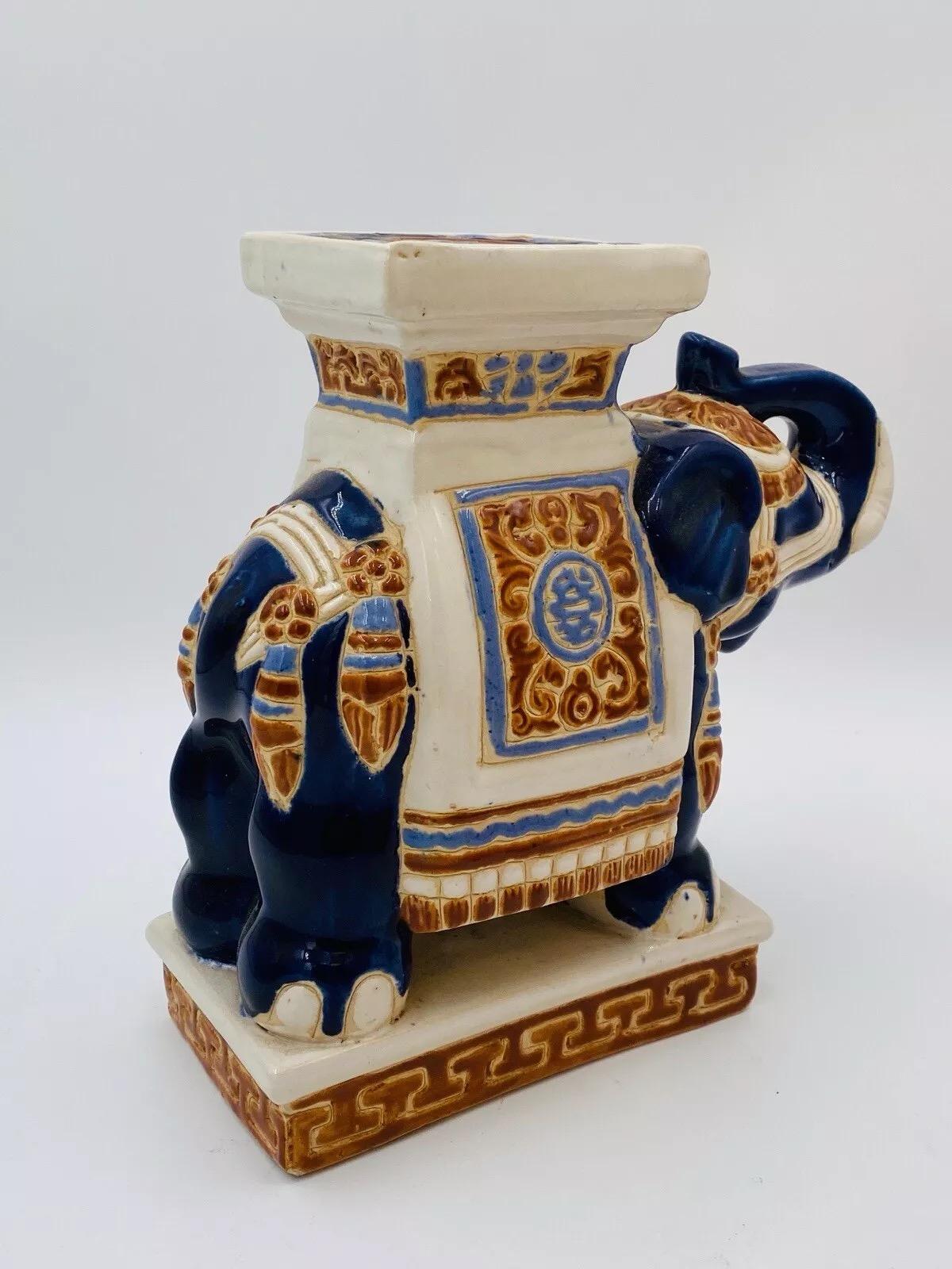 Late 20th Century Column Vase Holder Oriental Hollywood Regency Ceramic 1970's For Sale