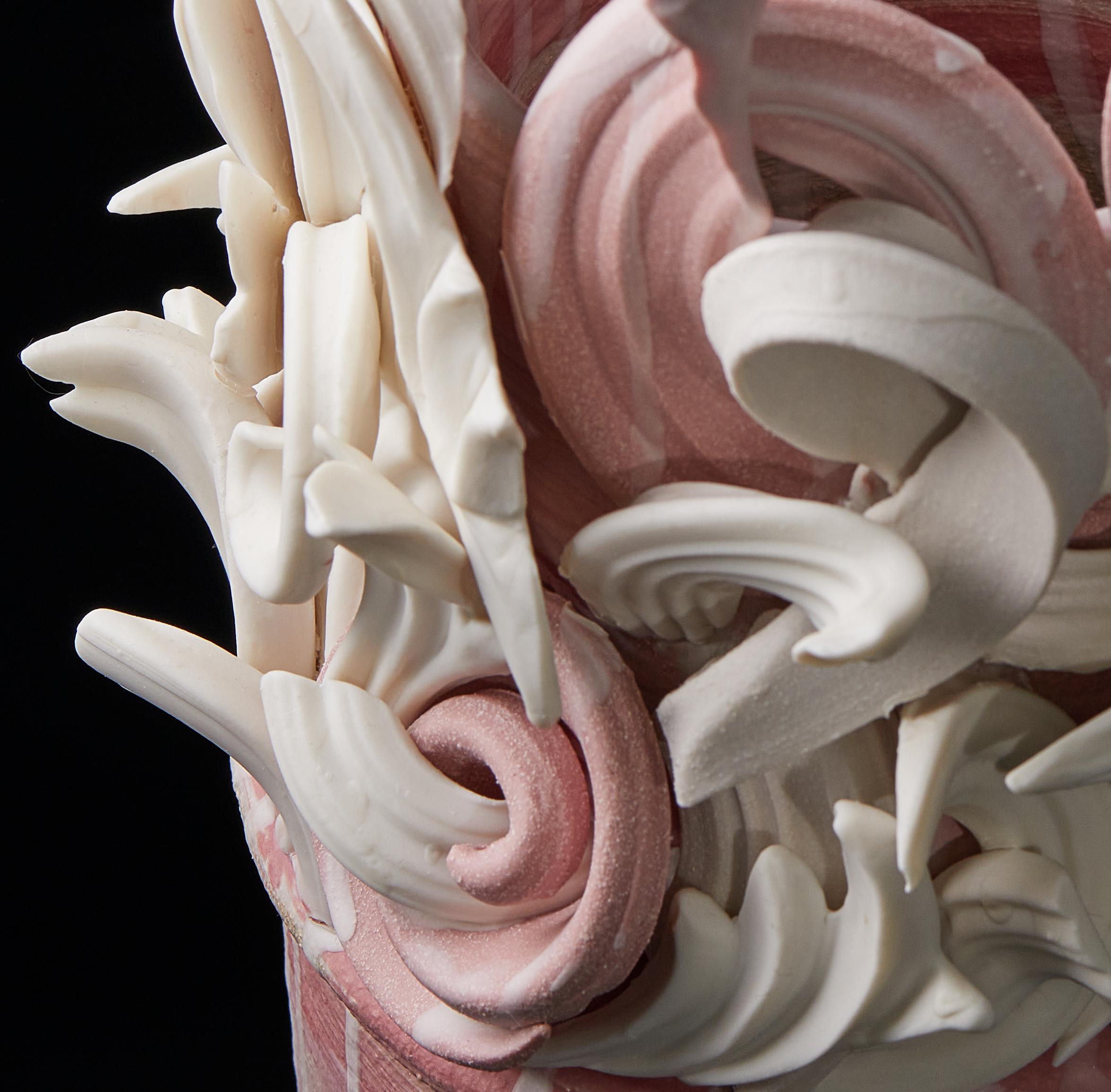 Colonnade I, eine einzigartige skulpturale Keramikvase in Rosa und Weiß von Jo Taylor im Angebot 8