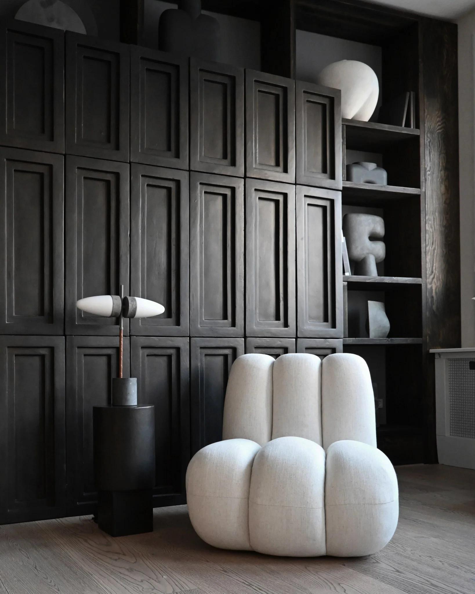 Colonne, Column Table in Fibre and Concrete, Contemporary Work. In New Condition For Sale In Saint-Ouen, FR