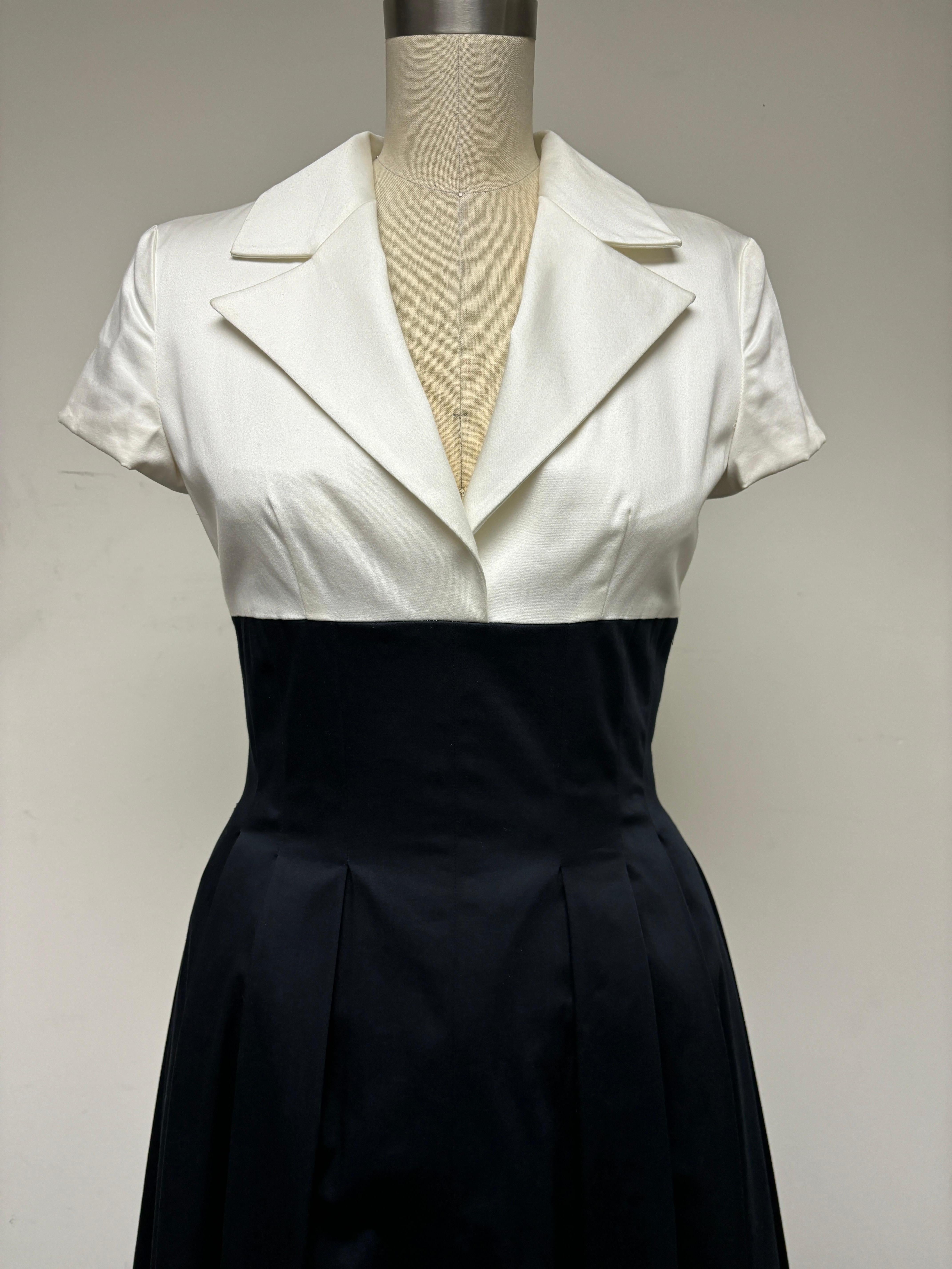 Color Blocked Shirt-dress in Black and White Swiss Cotton For Sale 3