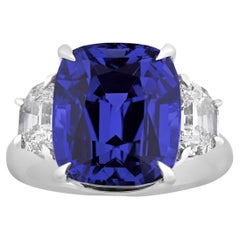 Color-Change Sapphire Ring, 13.87 Carats