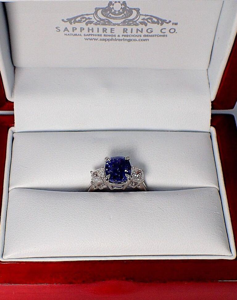 Color Change Sapphire Ring, 4.06ct Unheated 3 Stone Platinum Ring GIA Cerftified For Sale 3