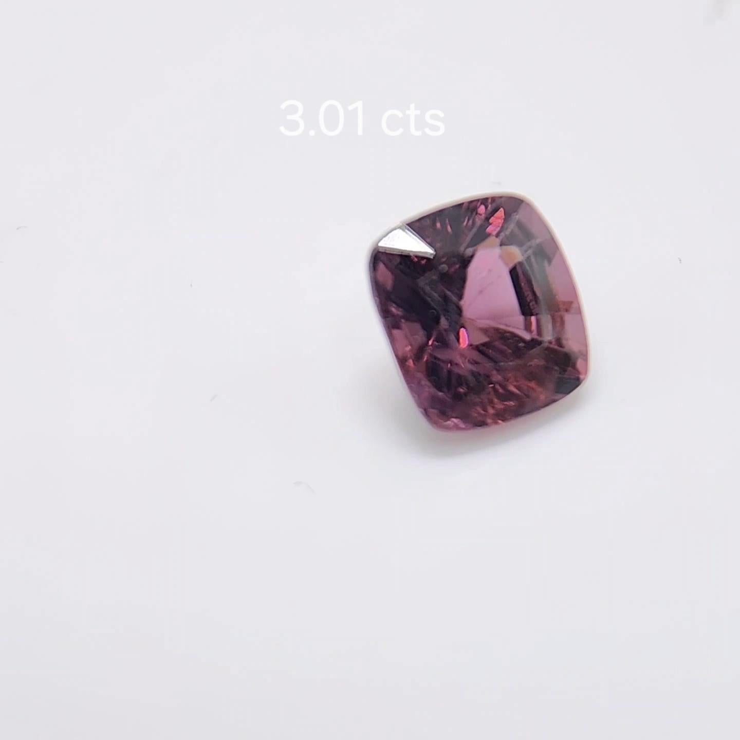Spinell im Farbwechsel 3,01 Karat. im Angebot 6