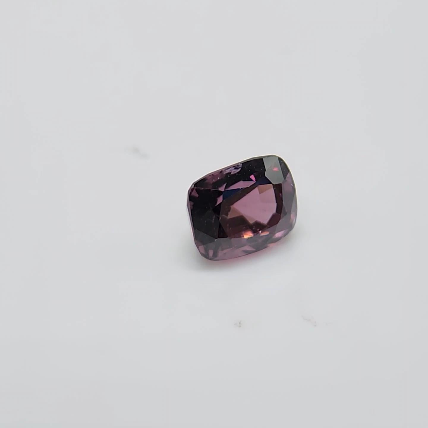color change Spinel 3.24 cts. In condizioni Nuovo in vendita a Brooklyn, NY