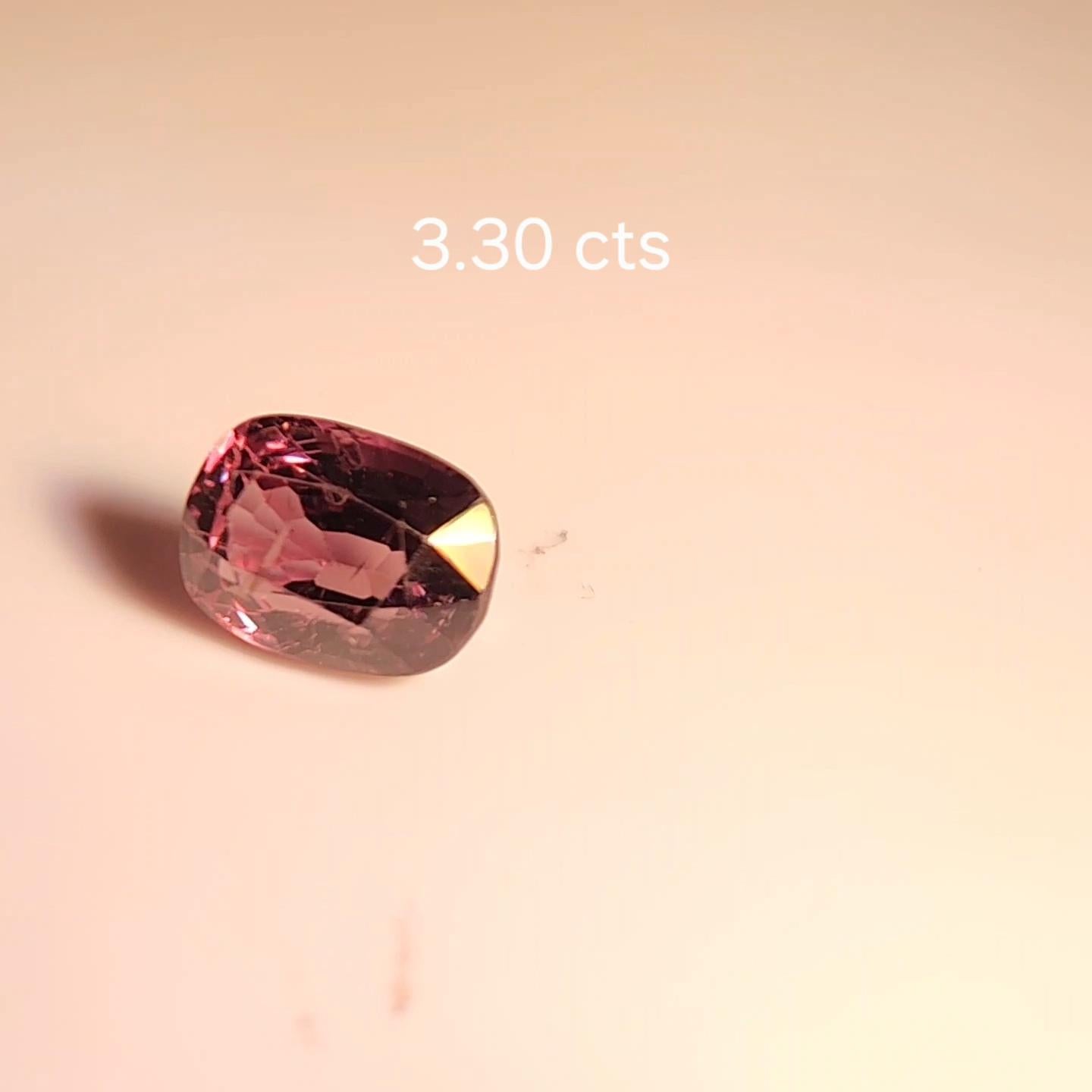 Spinell im Farbwechsel 3,30 Karat. im Angebot 8
