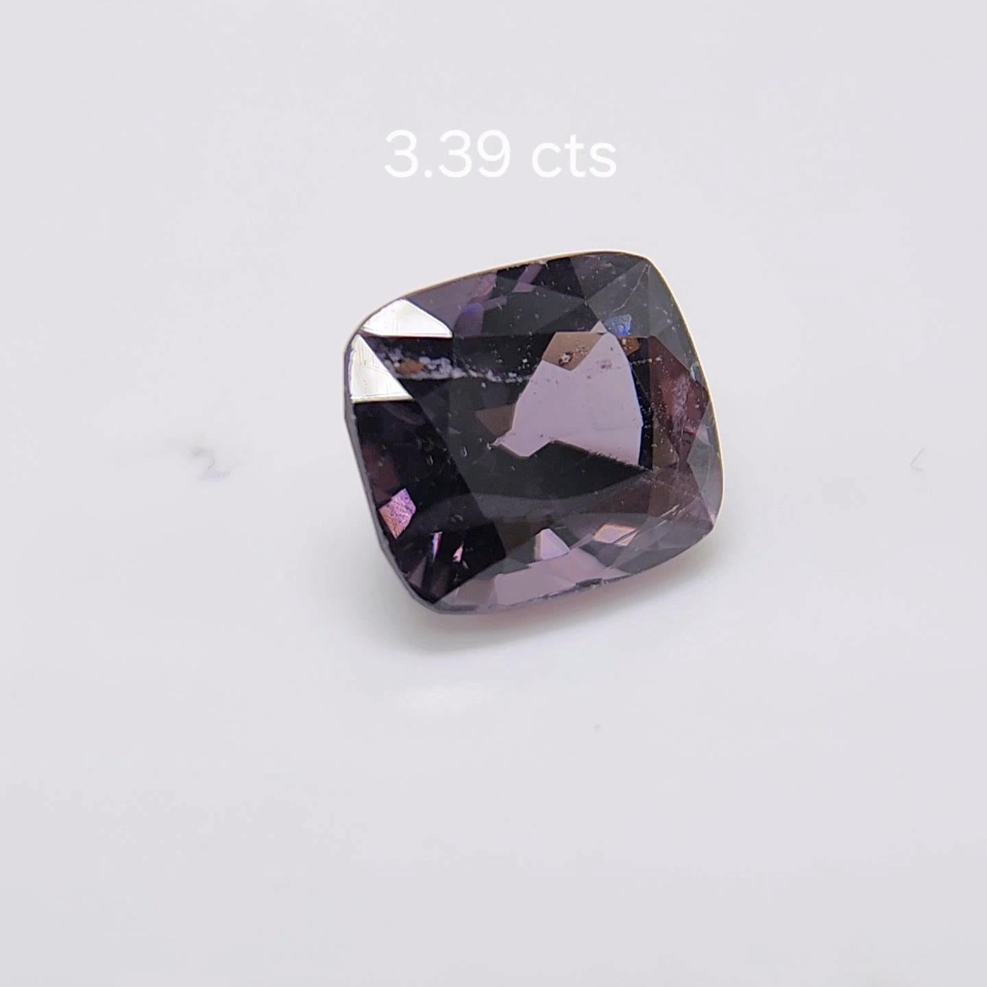 Spinello a viraggio di colore 3.39 carati. In condizioni Nuovo in vendita a Brooklyn, NY