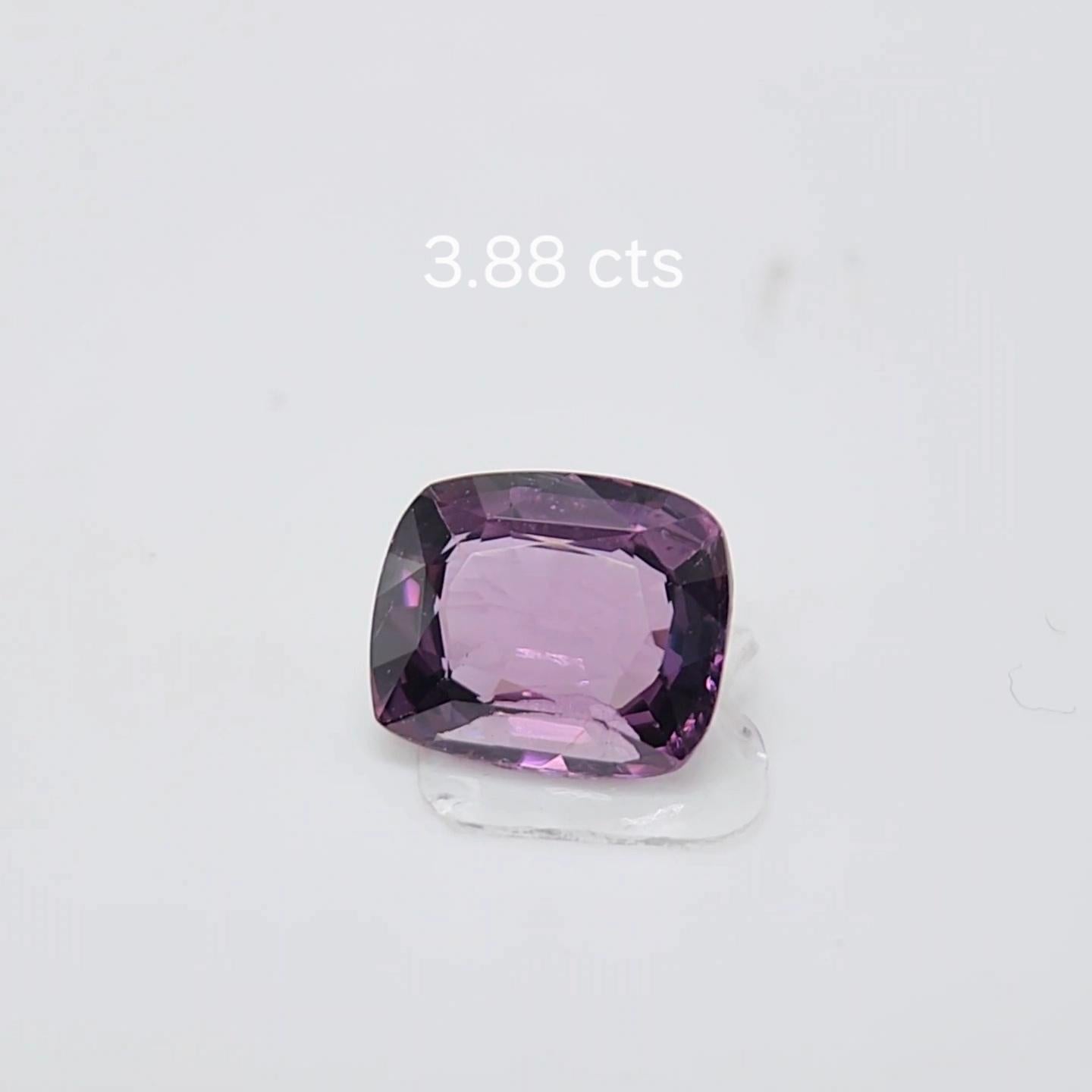 Spinello a viraggio di colore 3,88 carati dallo Sri Lanka. in vendita 5