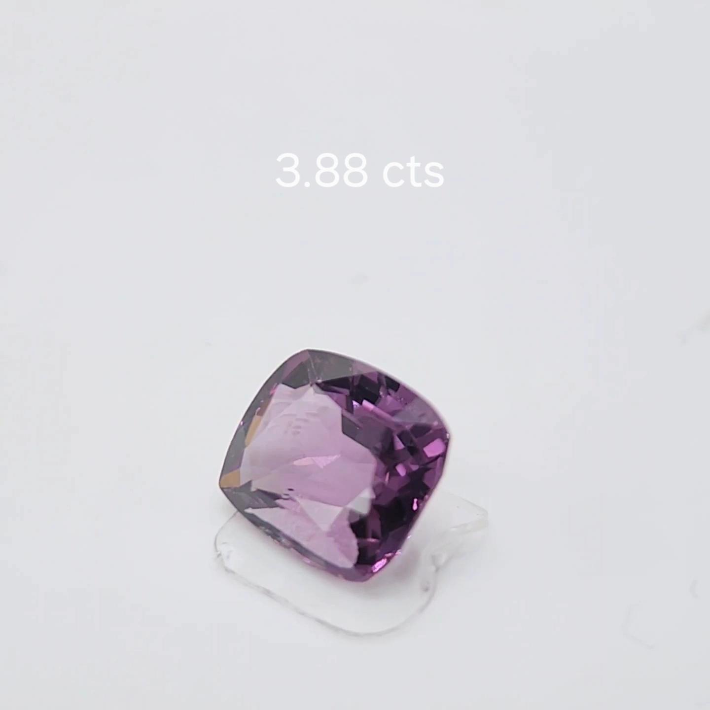 Spinello a viraggio di colore 3,88 carati dallo Sri Lanka. in vendita 4