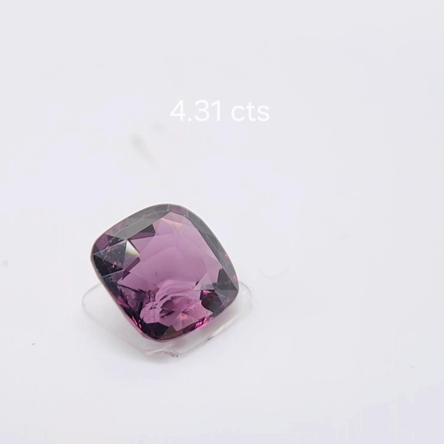 Spinello a viraggio di colore 4,31 carati dallo Sri Lanka. In condizioni Nuovo in vendita a Brooklyn, NY