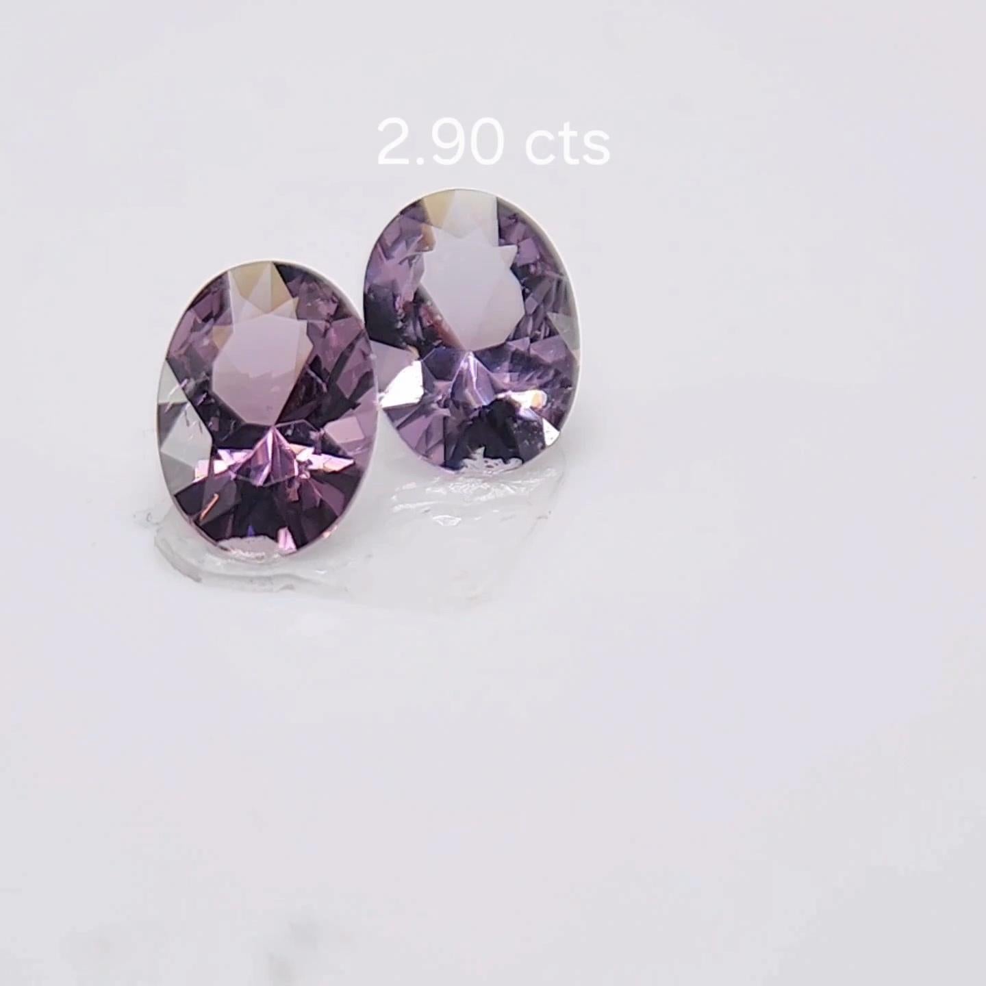 PAIO DI SPINEL A CAMBIAMENTO DI COLORE 2,90 carati. in vendita 6