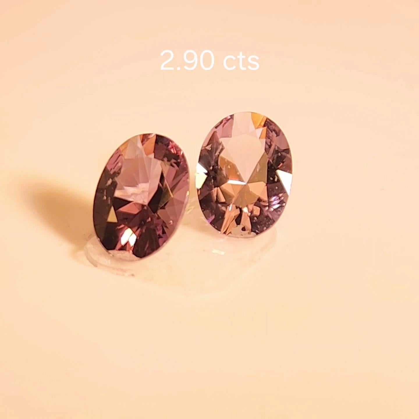 PAIO DI SPINEL A CAMBIAMENTO DI COLORE 2,90 carati. in vendita 15