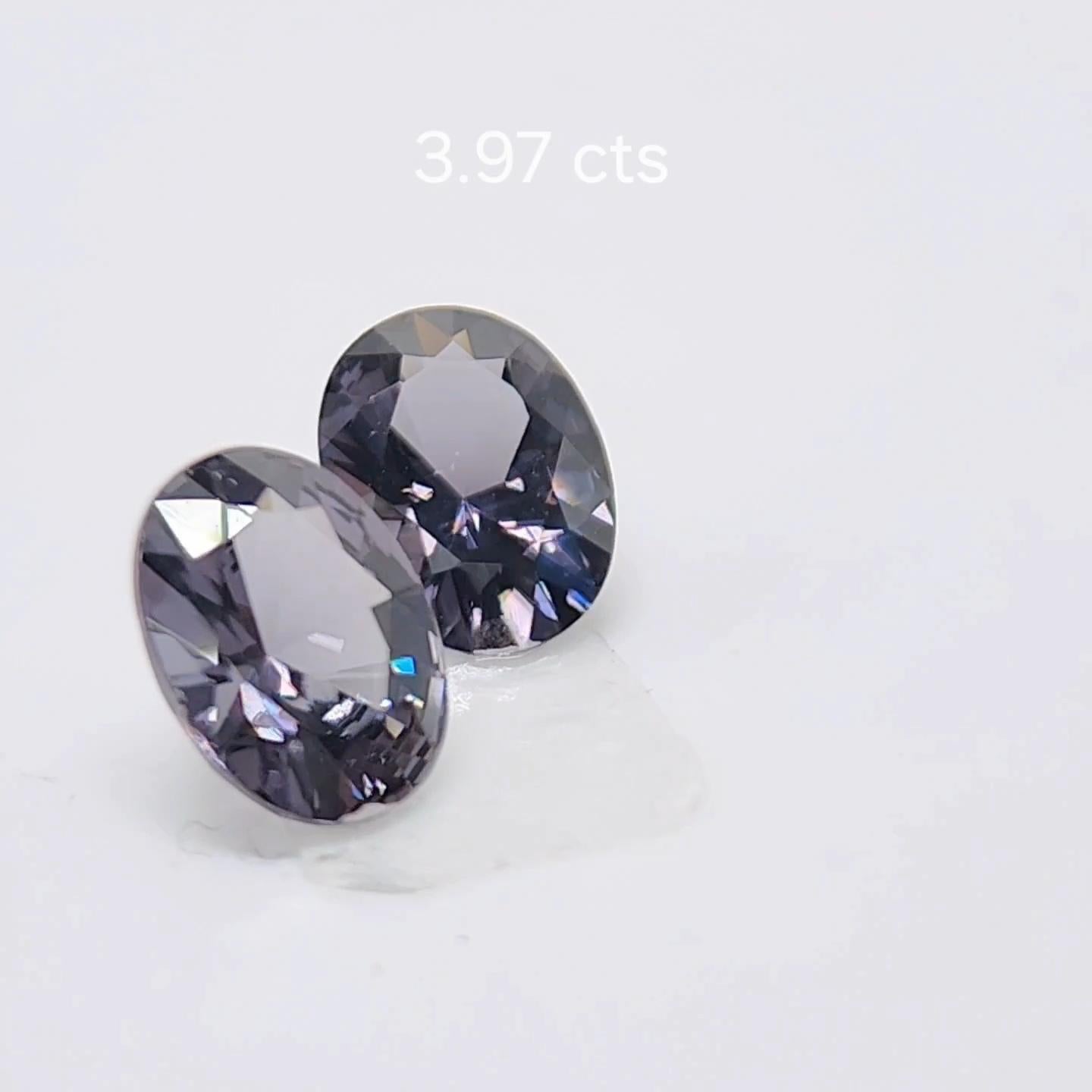 da uomo o donna PAIO DI SPINEL DIVERSI DI COLORE 3,97 carati. in vendita