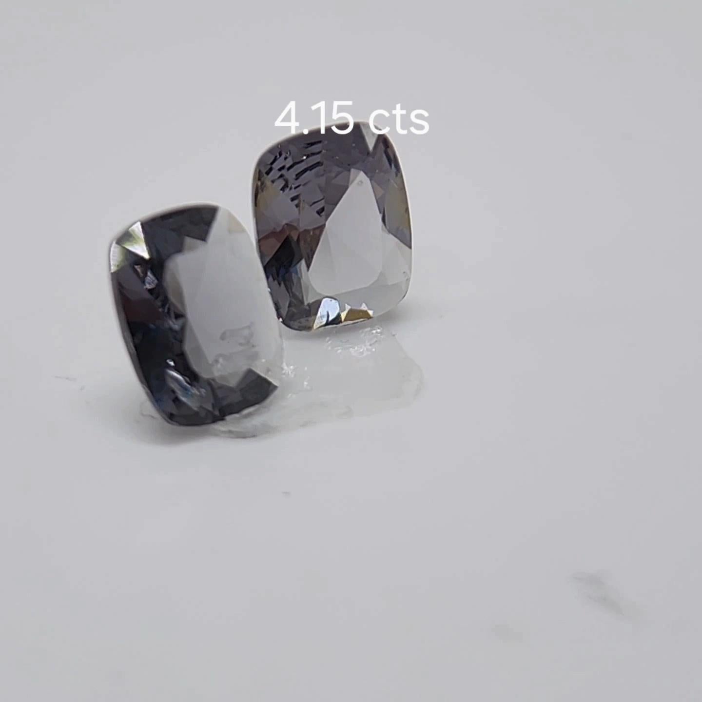 Spinell PAIR mit Farbwechsel Spinell 4.15 Karat. für Damen oder Herren im Angebot