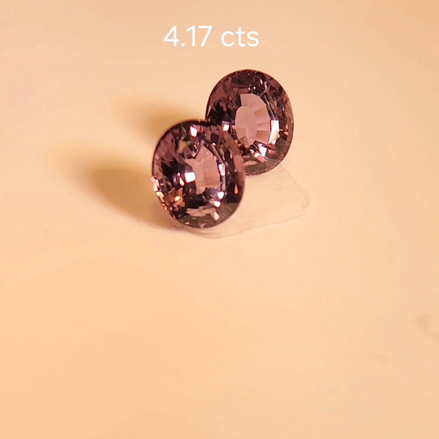 PAIO DI SPINEL DIVERSI DI COLORE 4.17 carati. in vendita 10