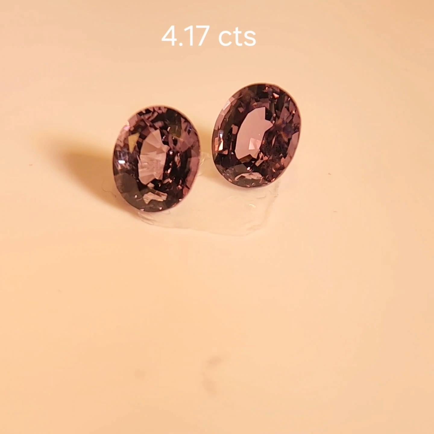 PAIO DI SPINEL DIVERSI DI COLORE 4.17 carati. in vendita 12