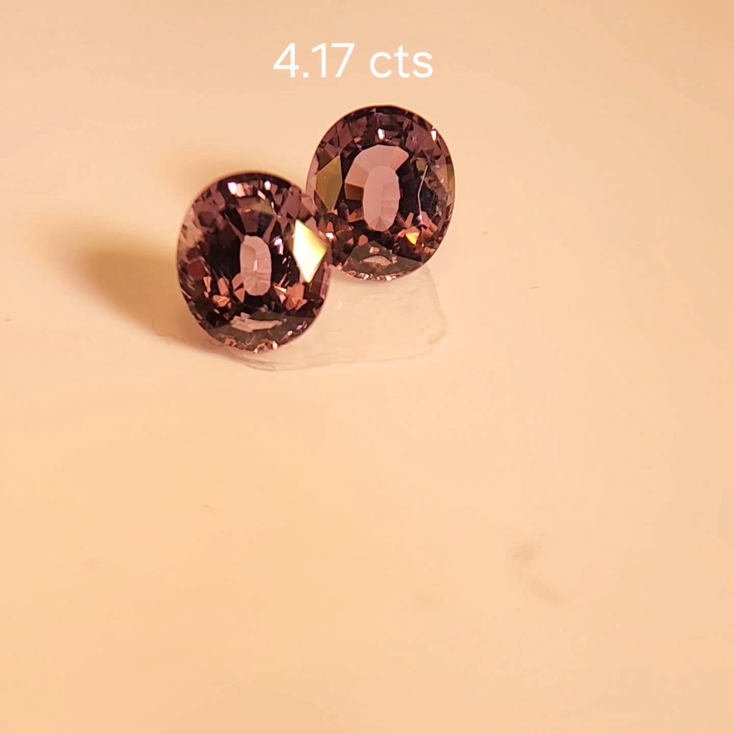 PAIO DI SPINEL DIVERSI DI COLORE 4.17 carati. in vendita 13