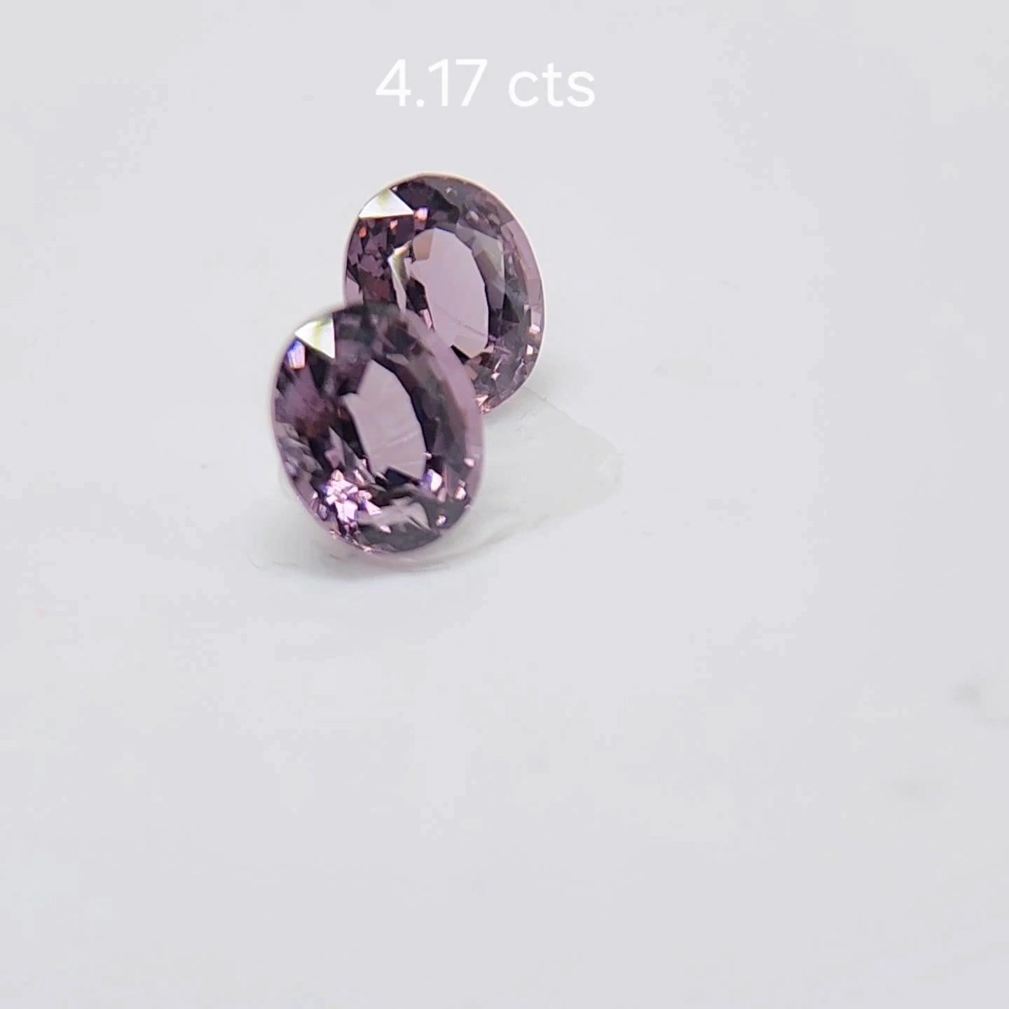 da uomo o donna PAIO DI SPINEL DIVERSI DI COLORE 4.17 carati. in vendita