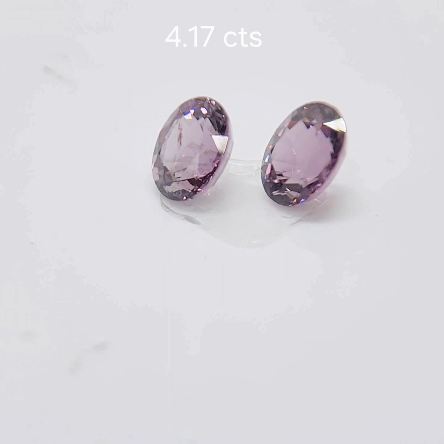 PAIO DI SPINEL DIVERSI DI COLORE 4.17 carati. in vendita 4